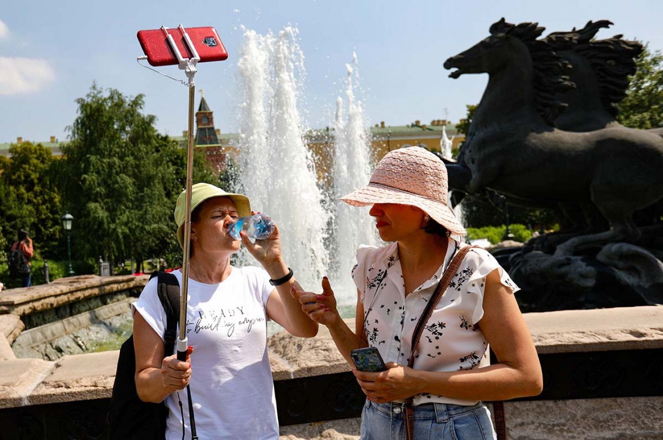 In Photo: Moscow Scorched By Record Summer Heatwave Moscow Times
