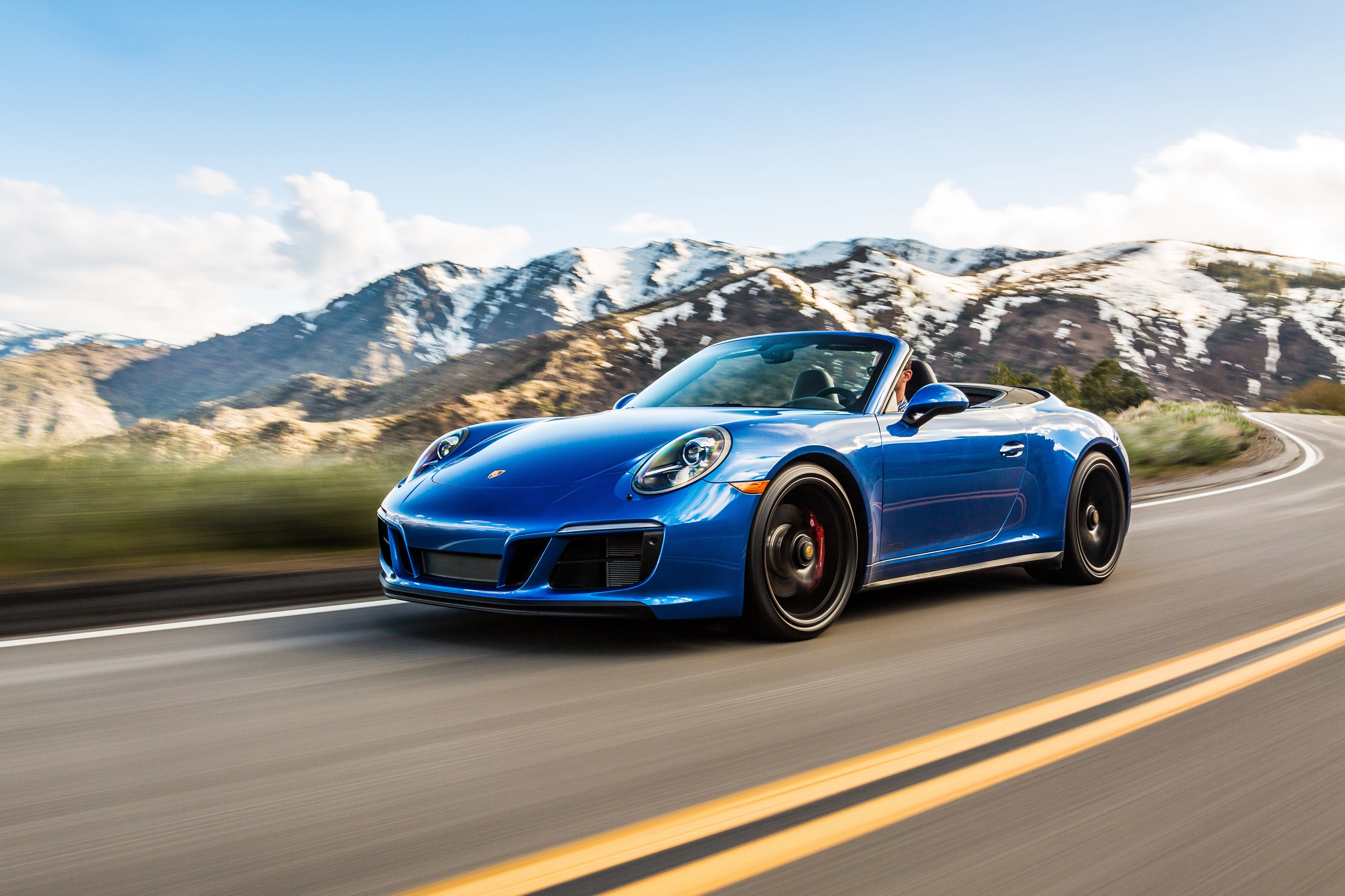 Porsche 911 Carrera GTS Cabriolet HD wallpaperx2731