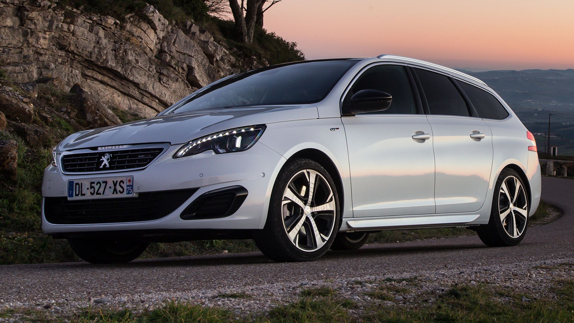 Peugeot 308 GT SW and HD Image