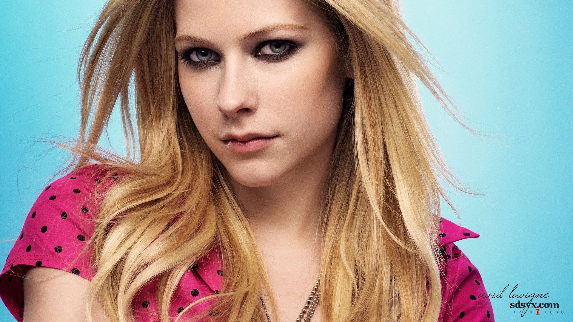 #long hair, #portrait, #face, #singer, #blonde, #Avril Lavigne, # women, wallpaper. Mocah HD Wallpaper