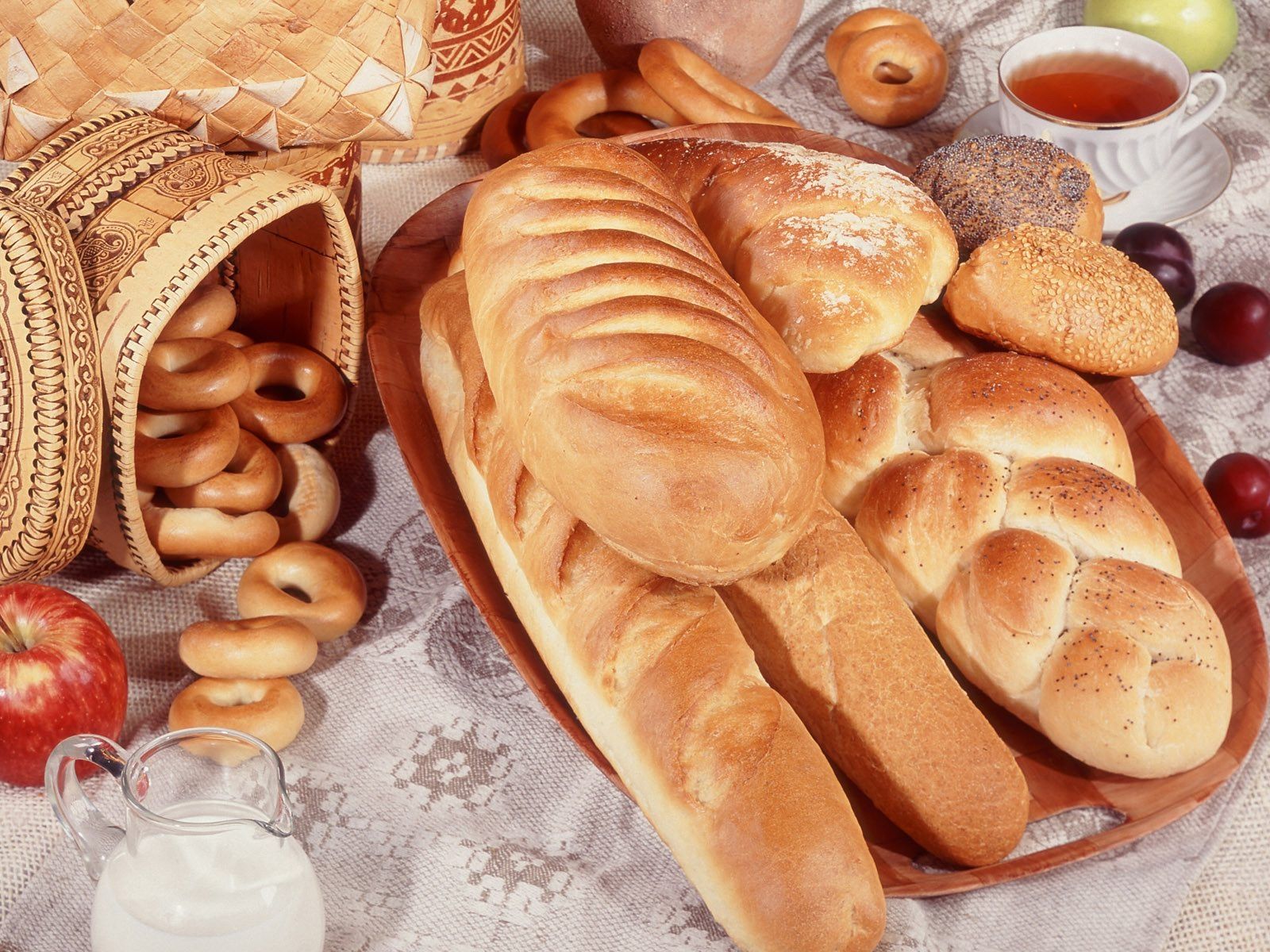 Wallpaper, food, tea, baking, apple, plum, bakery, baguette, baked goods, bread roll, ciabatta 1600x1200