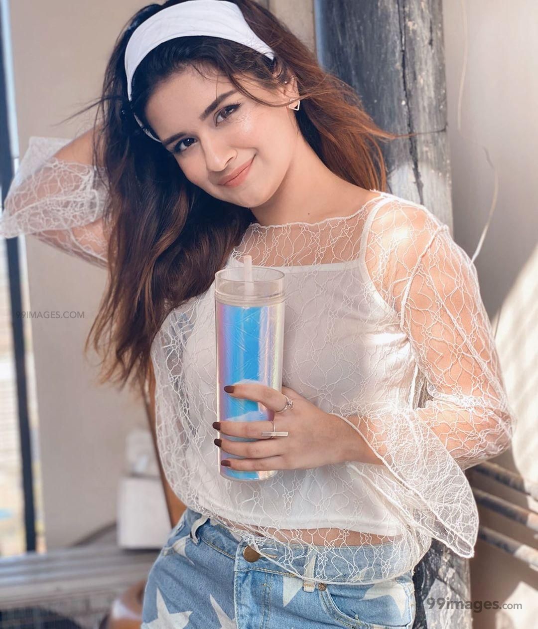 Avneet Kaur Beautiful HD Photohoot Stills & Mobile Wallpaper HD (1080p) (1080x1262)