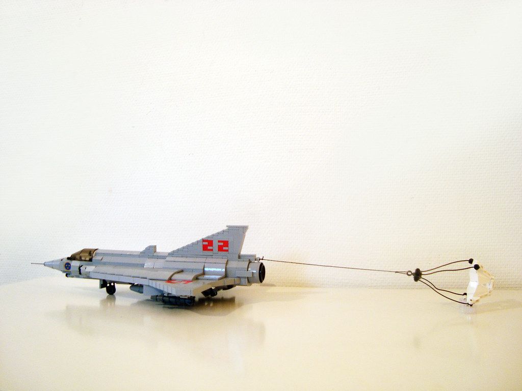 SAAB J 35 Draken dragchute. Due to the Swedish Airforce's r