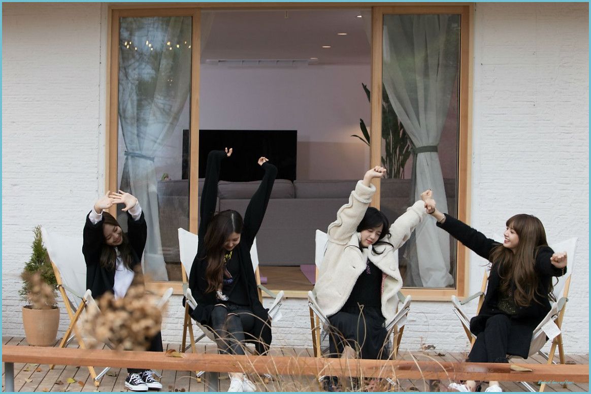 Blackpink House Photo 14 House Wallpaper