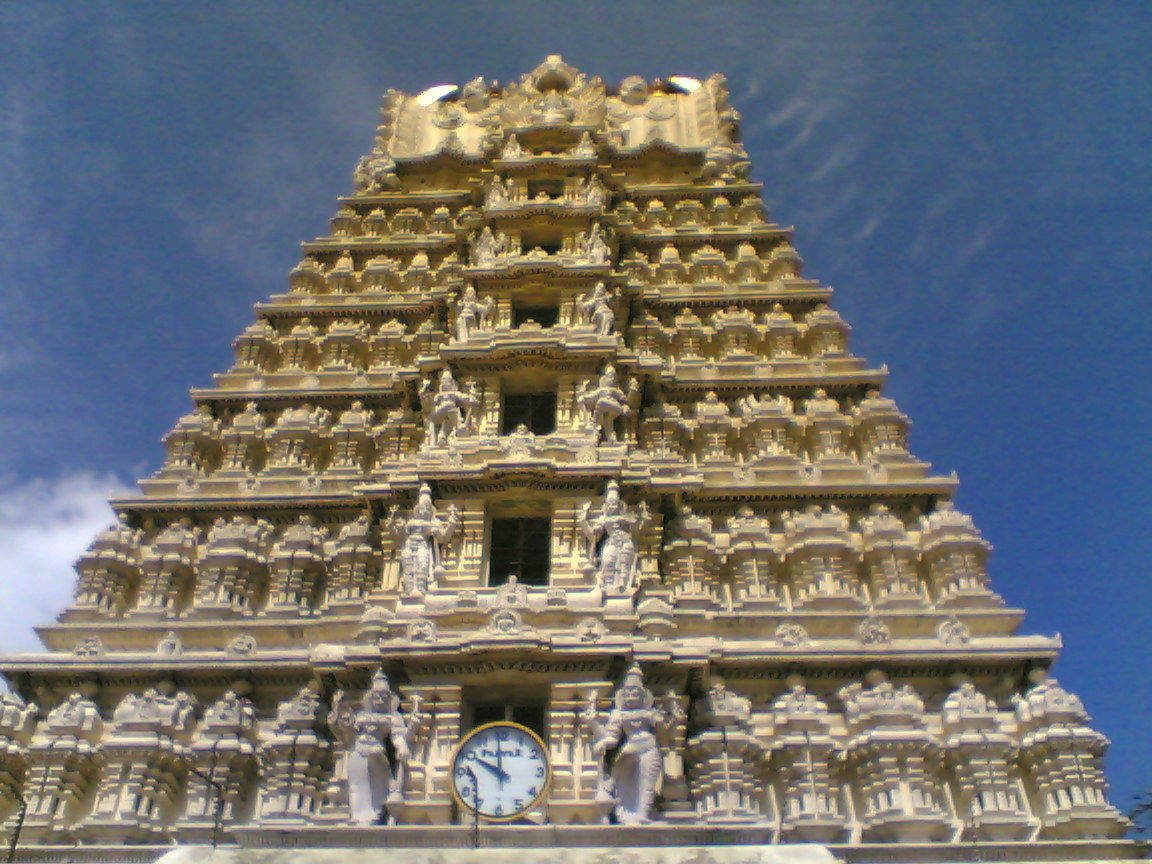Chamundeshwari Temple Mysore. Chamundeshwari Devi Mandir Travel