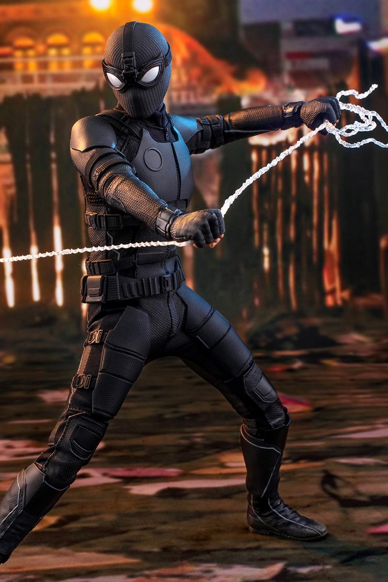 Hot Toys Spider Man Stealth Suit Release