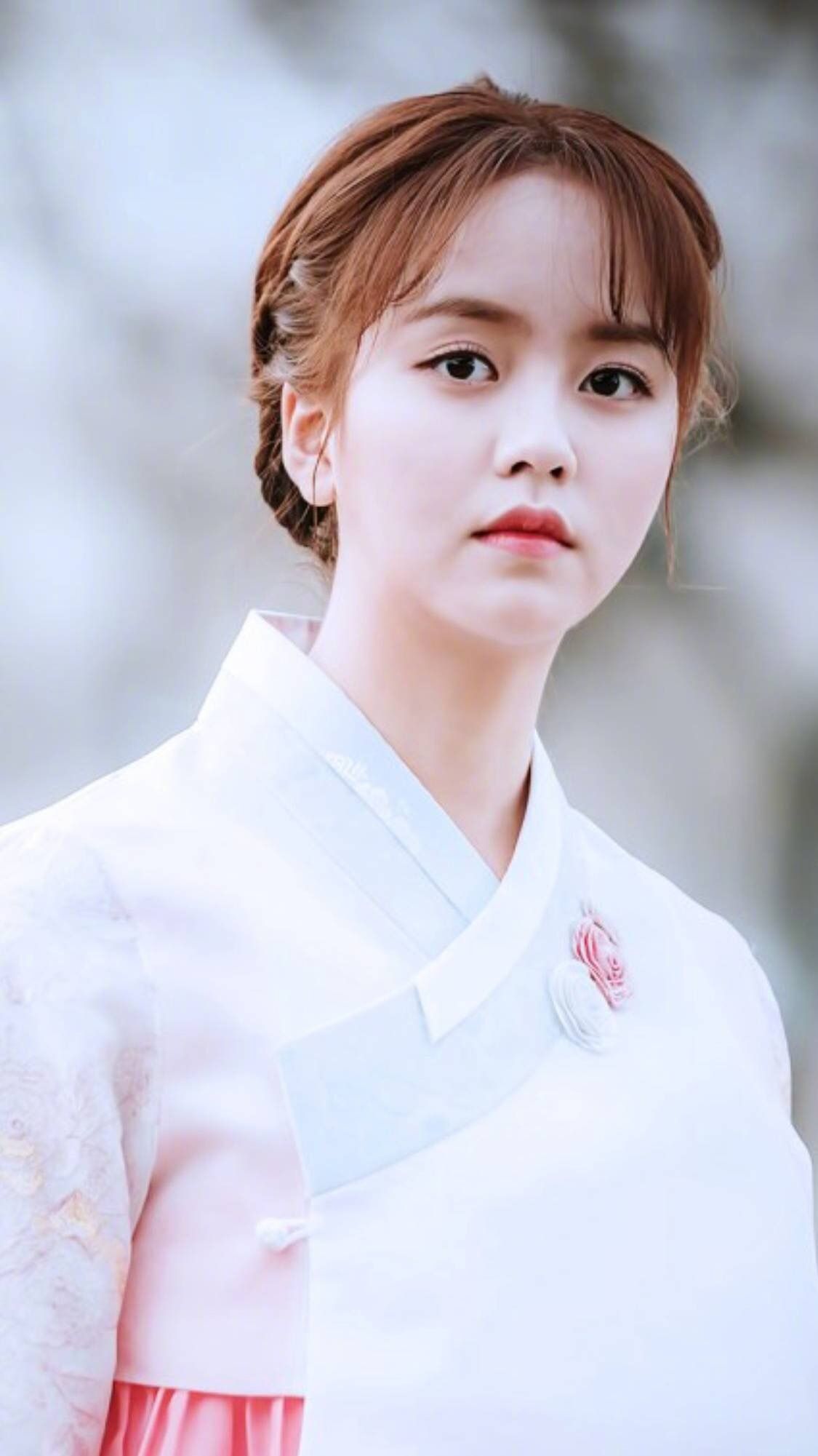 Kim So Hyun Wallpaper background picture