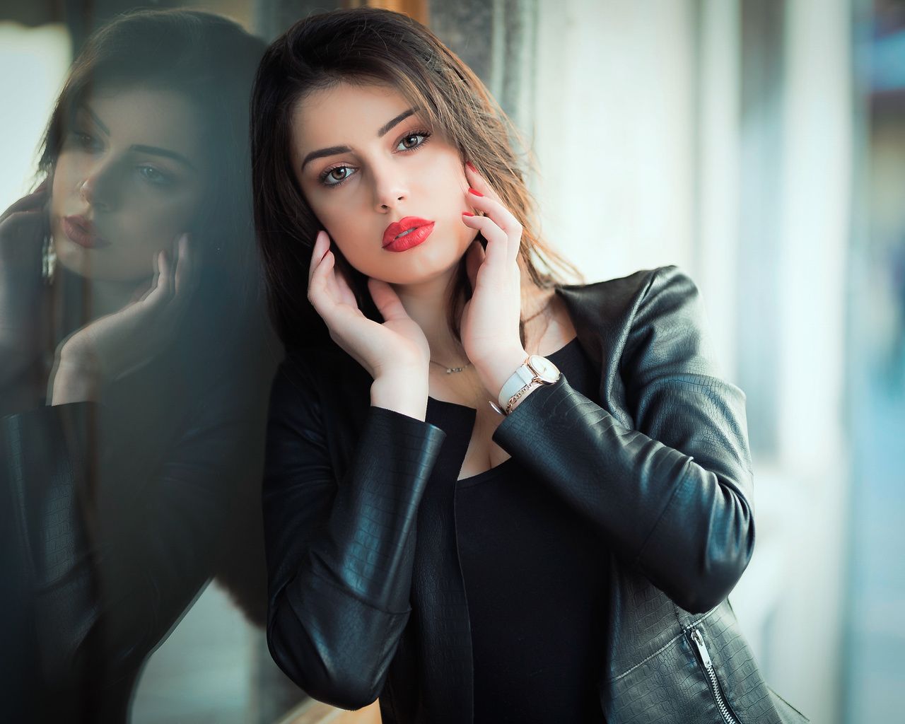 Black Clothing Jacket Beautiful Girl 1280x1024 Resolution HD 4k Wallpaper, Image, Background, Photo and Picture
