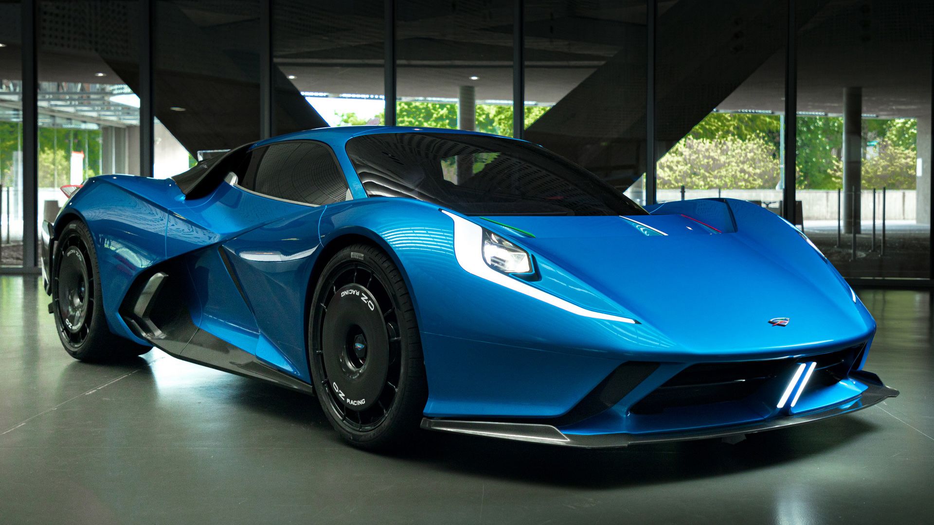 The Estrema Fulminea is a 011bhp Italian hypercar