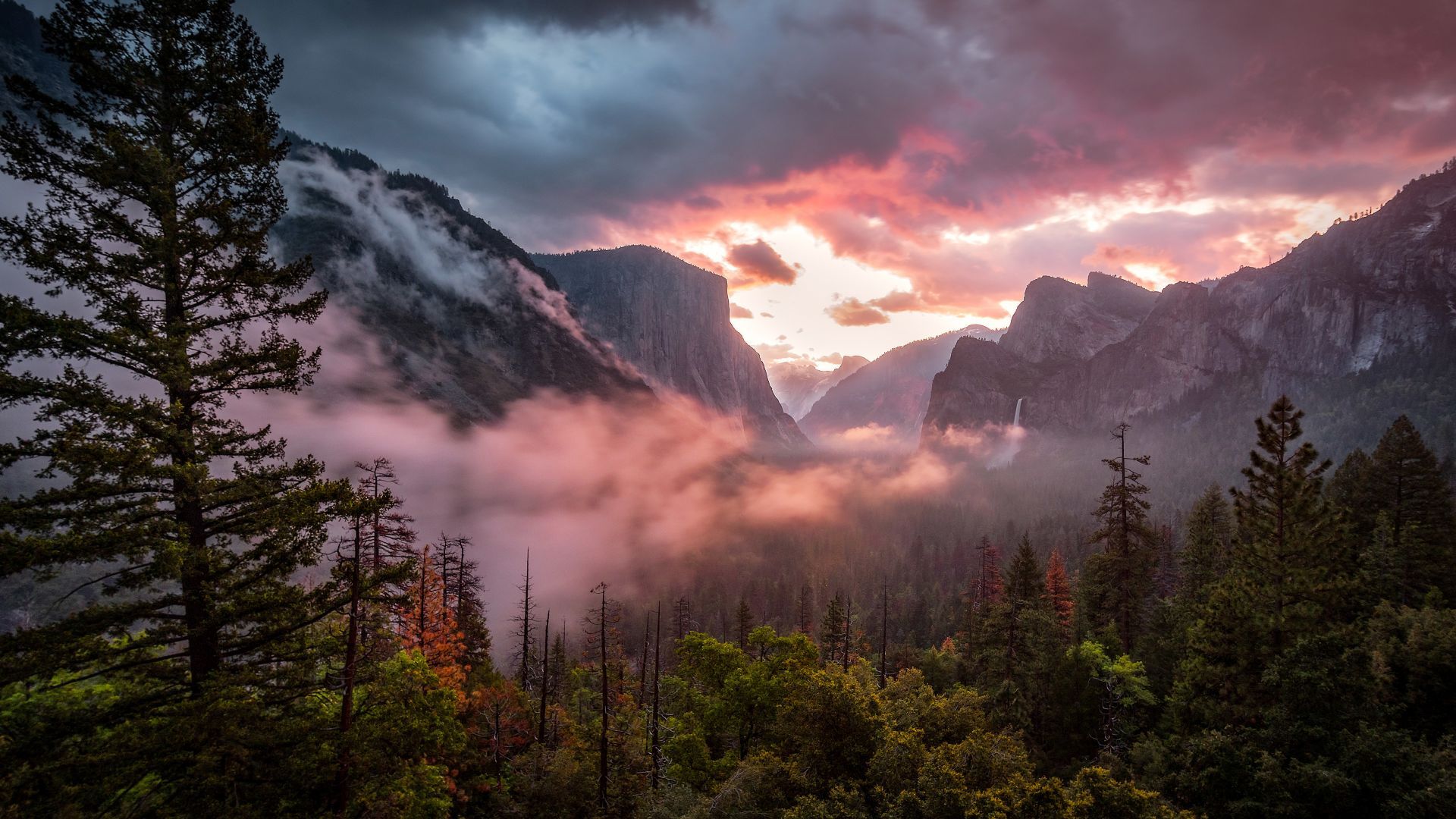 Desktop wallpaper misty yosemite valley, national park, fog, mountains, HD image, picture, background, c2f3fc