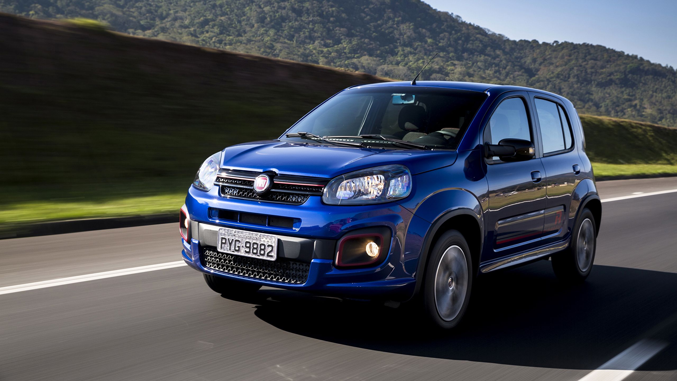 image Fiat 2016 Uno Sporting Blue at speed Cars Metallic 2560x1440