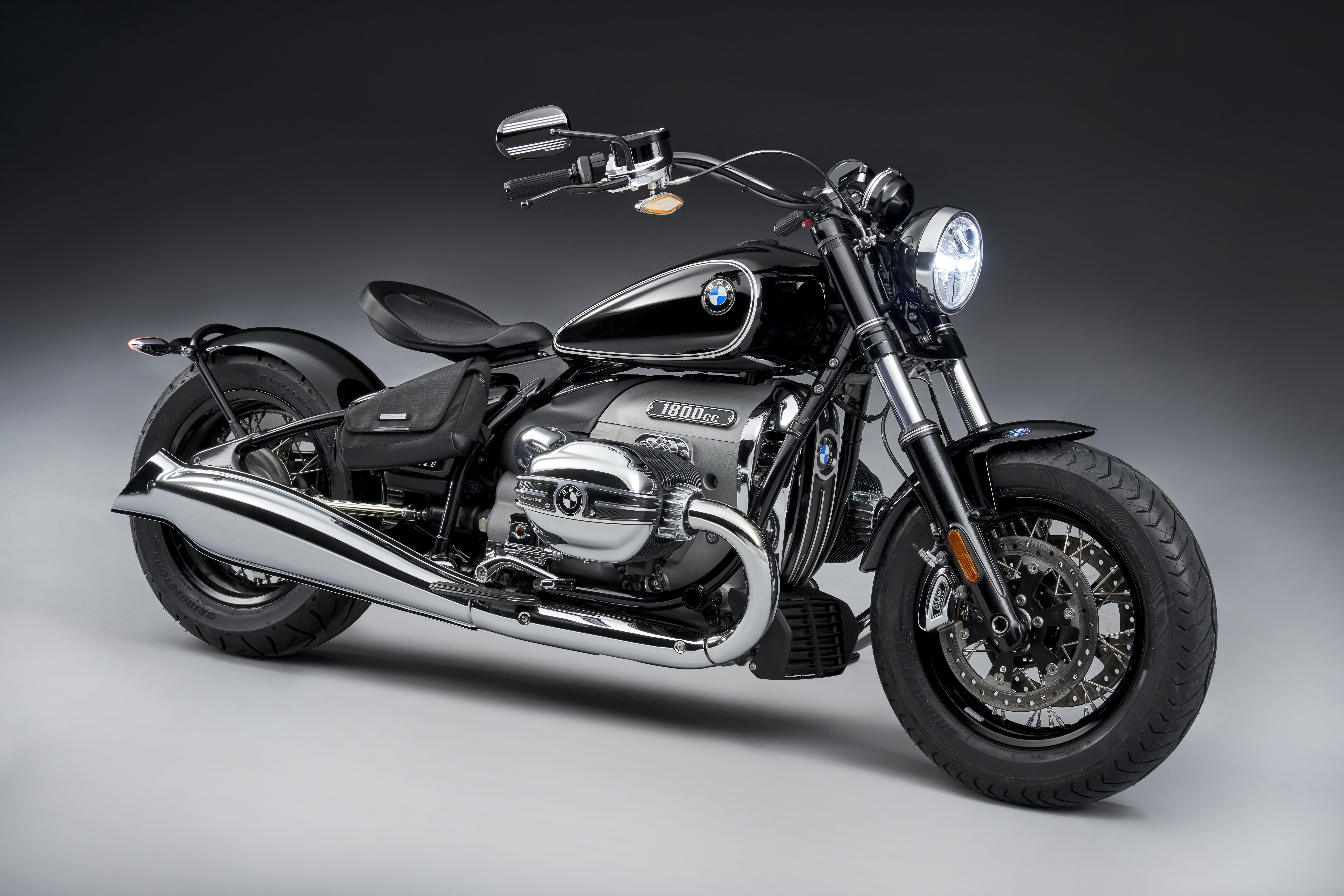 Gallery: BMW Motorcycles Reveals the Gorgeous R 18