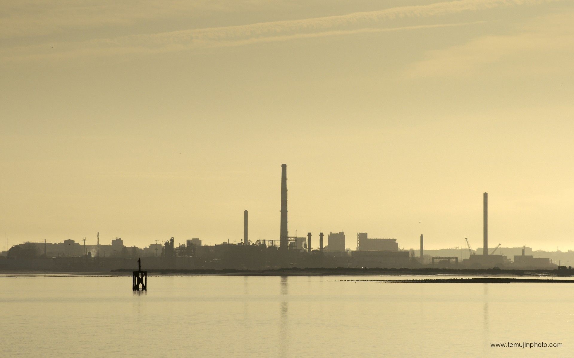 landscapes silhouette industrial industrial plants chimneys rivers factory 1920x1200 wallpaper High Quality Wallpaper, High Definition Wallpaper