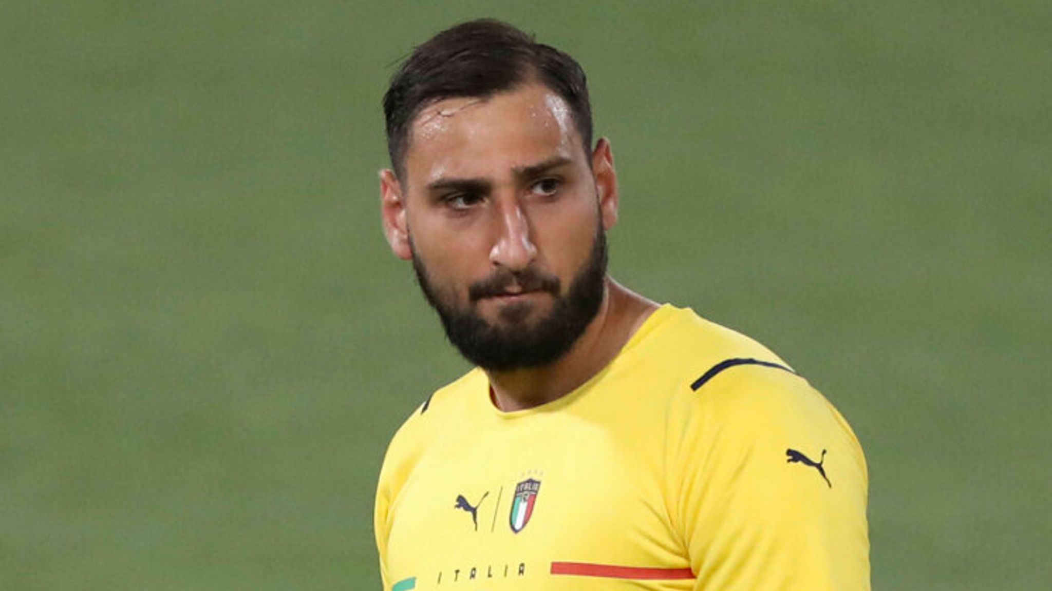 Gianluigi Donnarumma: Paris Saint Germain Close To Signing AC Milan And Italy Goalkeeper On Free Transfer