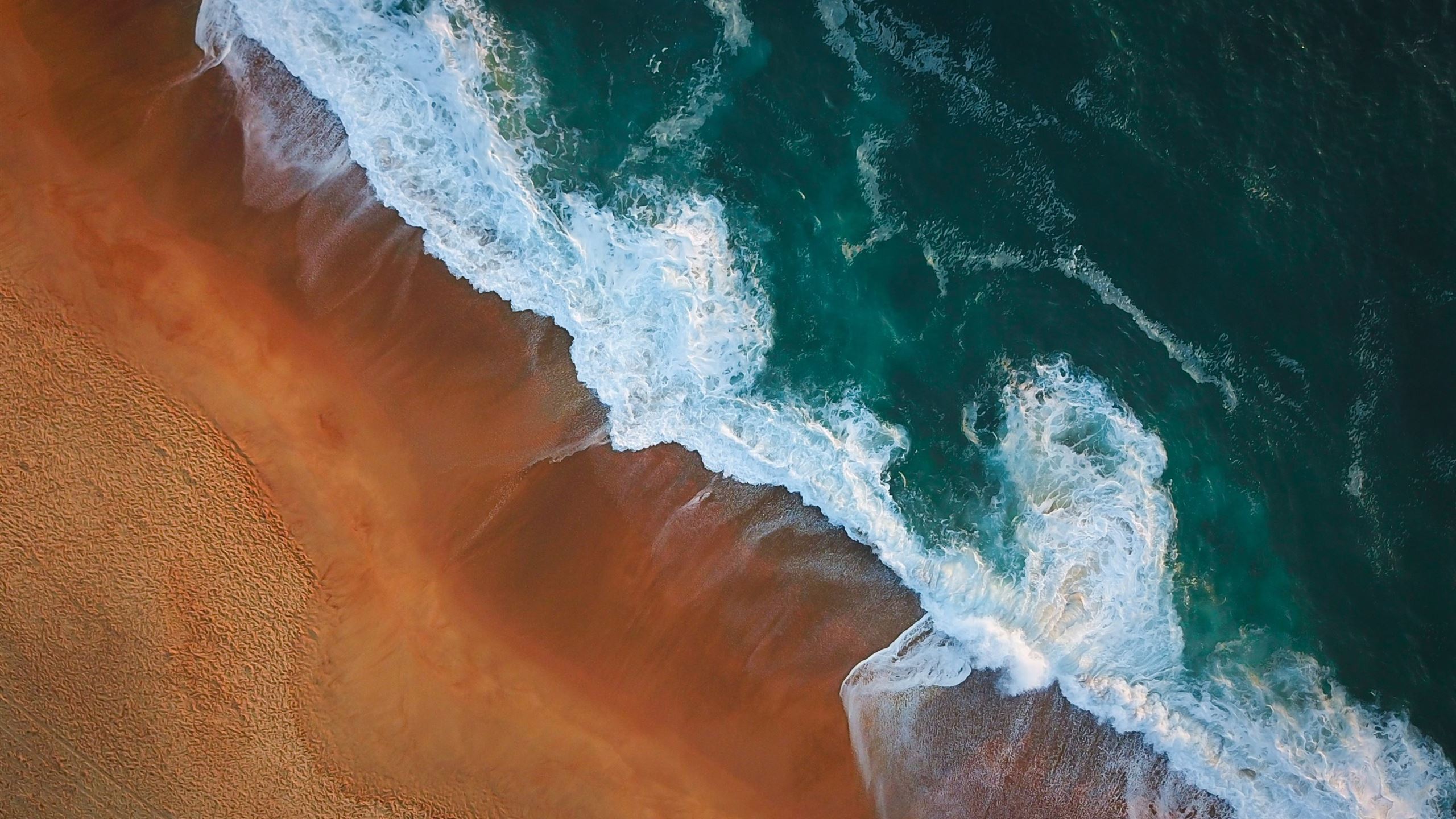 Wild ocean MacBook Air Wallpaper Download