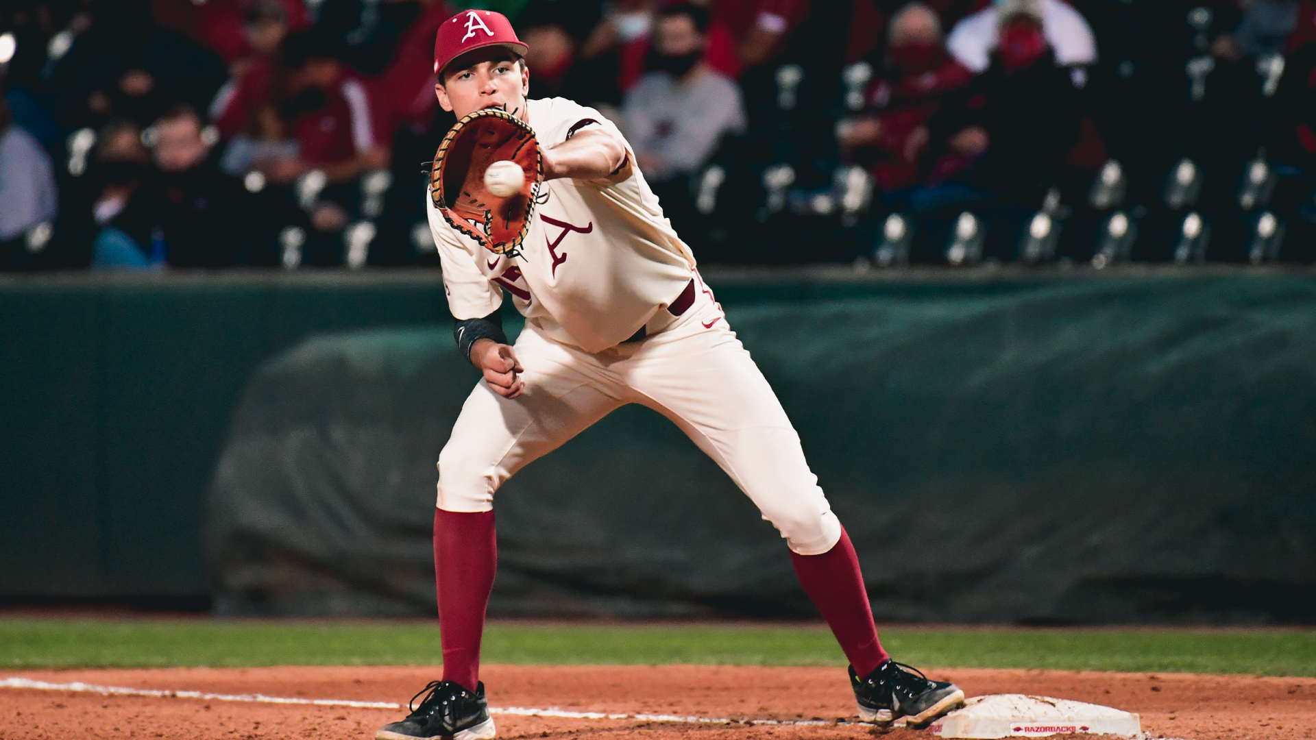 Arkansas baseball: 5 things to know about first baseman Brady Slavens