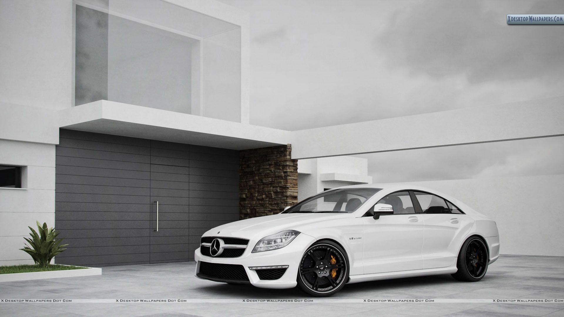 Wheelsandmore Mercedes CLS63 Amg Outside A House Wallpaper