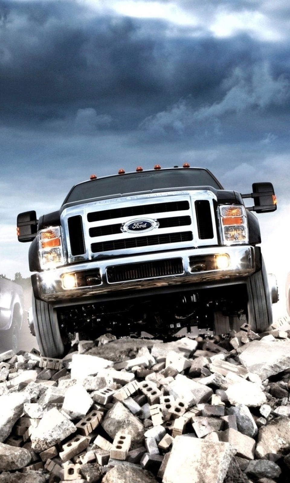 Ford F450 SUV Mobile Wallpaper