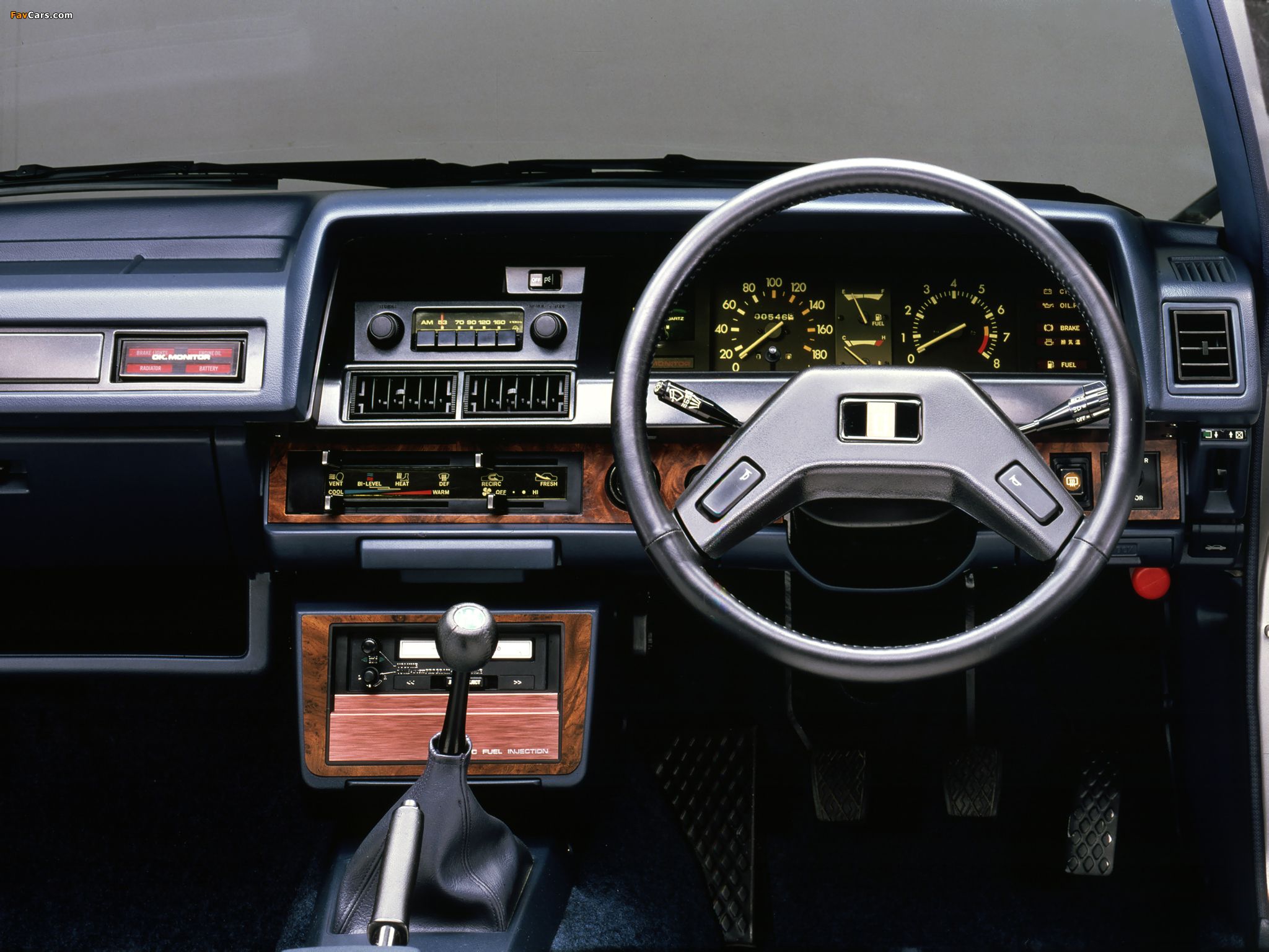 Toyota Corolla Sedan (E70) 1979–83 picture (2048x1536)