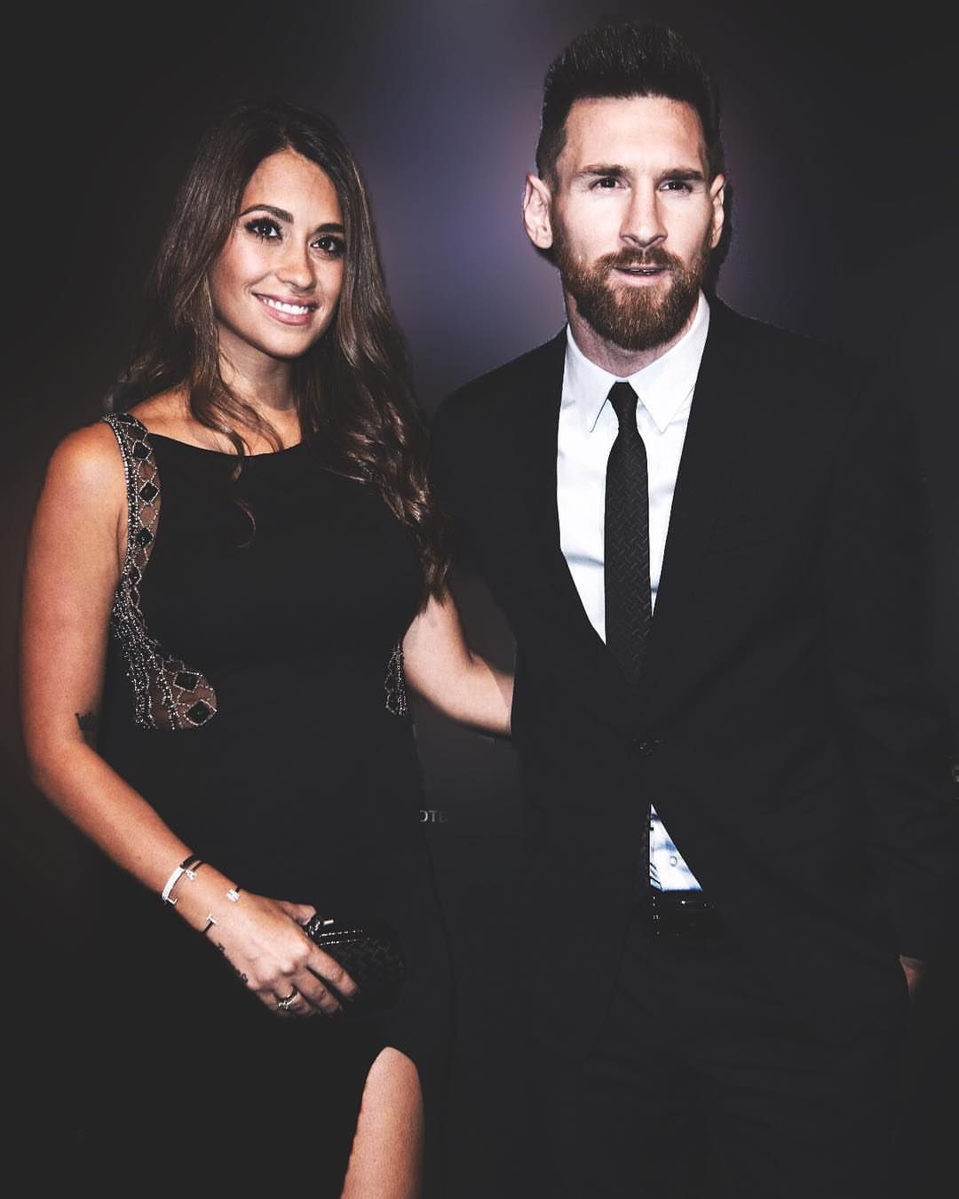 Messi And Wife Wallpapers - Wallpaper Cave