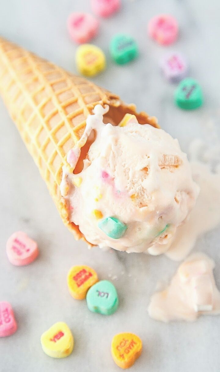 Ice cream, candy, decor, decoration, delicious, dessert, food, ice, pastel, pink, style, sugar, sweet, sweets, wallpaper, wallpaper, we heart it, wallpaper iphone, pastel color, beautiful food, pink ice cream, pastel food, beauty food