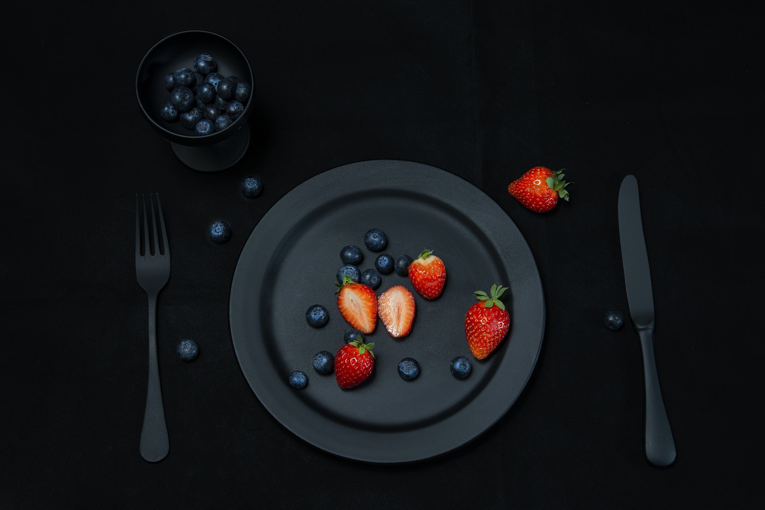 Food Strawberries Fork Knife Fruit Berries Blueberries Knife And Fork Black Black Background Wallpaper:2500x1669