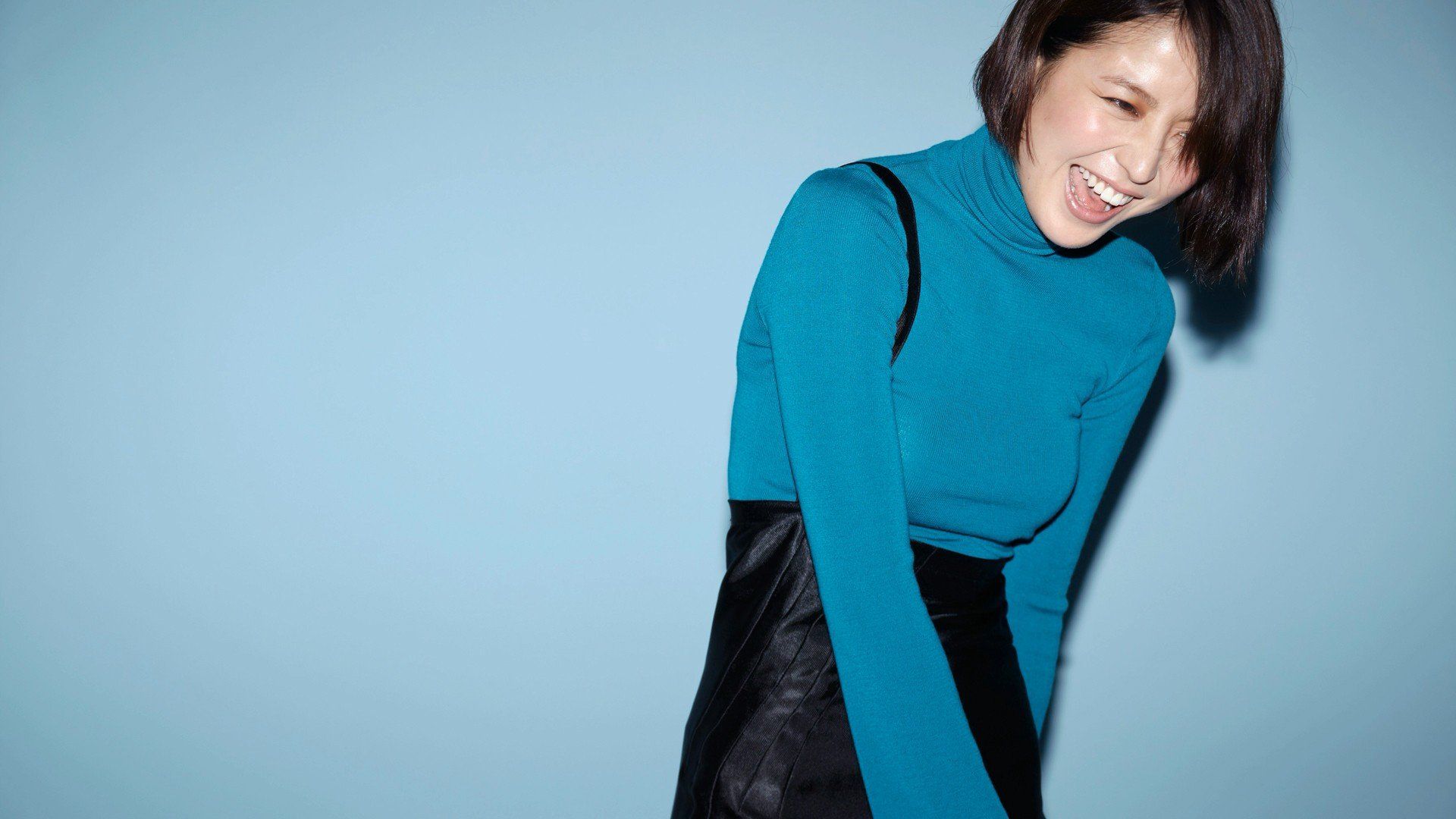 Masami Nagasawa, Laughing, Asian, Women, Blue background, Short hair, Brunette, Turtlenecks HD Wallpaper / Desktop and Mobile Image & Photo