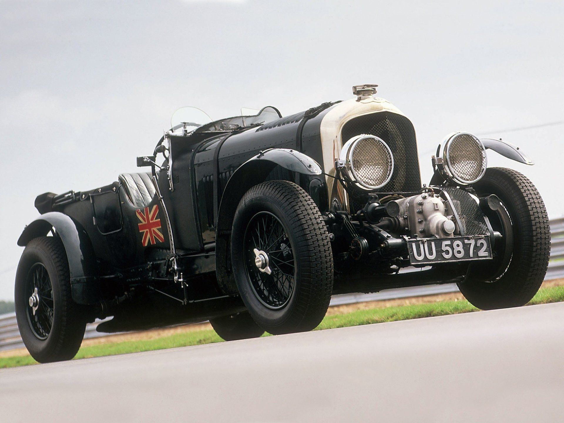 Bentley 4 ½ Litre Blower HD Wallpaper and Background Image