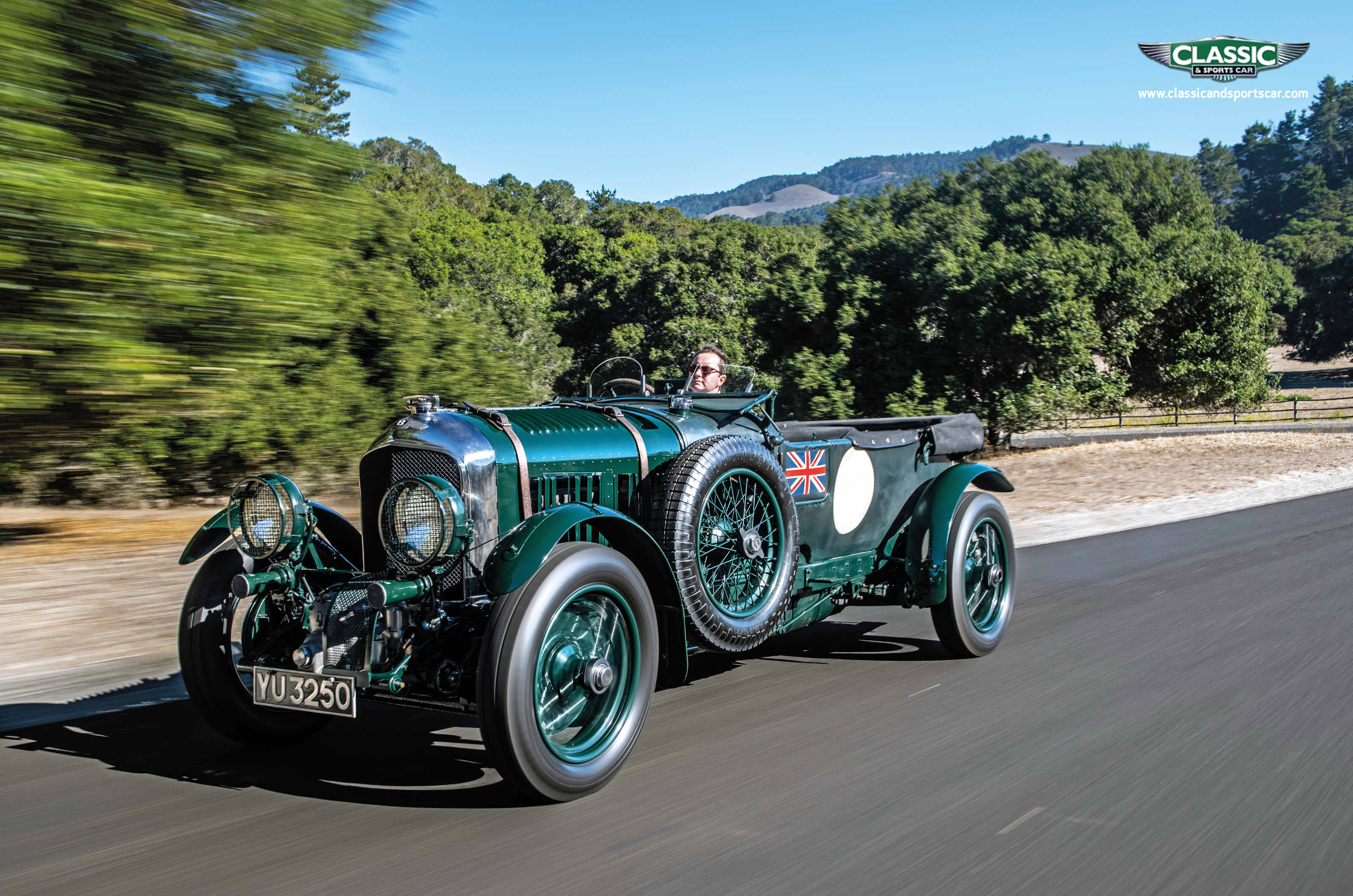 Six beautiful desktop wallpaper from the July 2019 issue. Classic & Sports Car