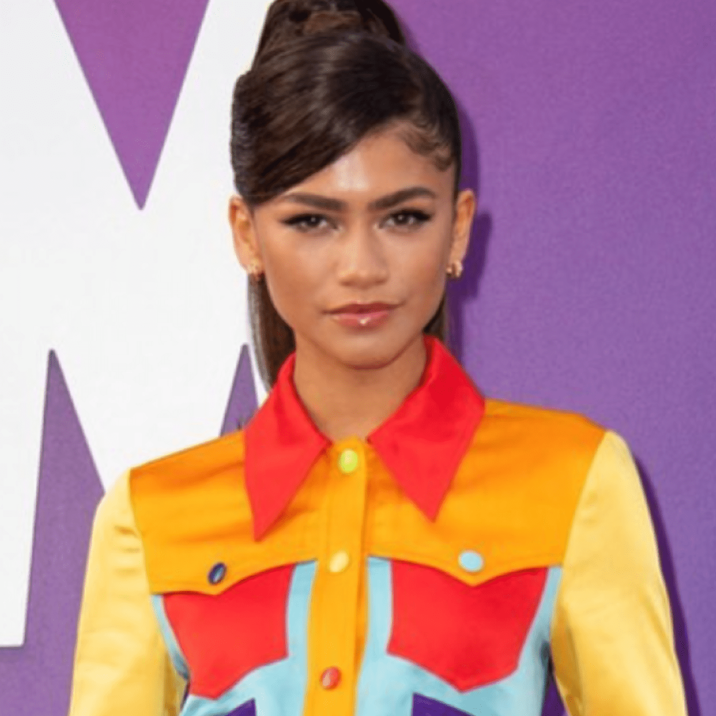 Zendaya stuns in a Lola Bunny inspired outfit for the 'Space Jam 2' premiere!