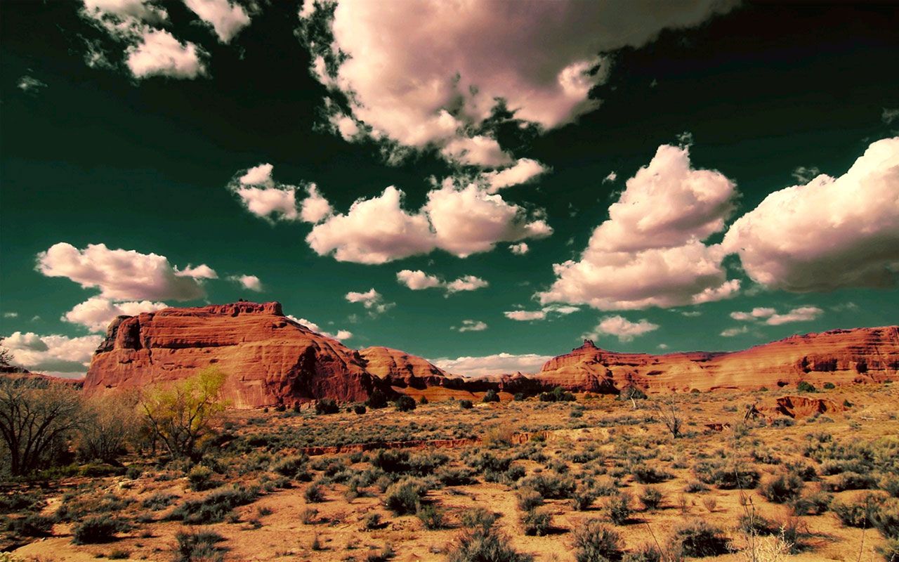 Desolate desert scenery Desktop Wallpaper 7 － Landscape