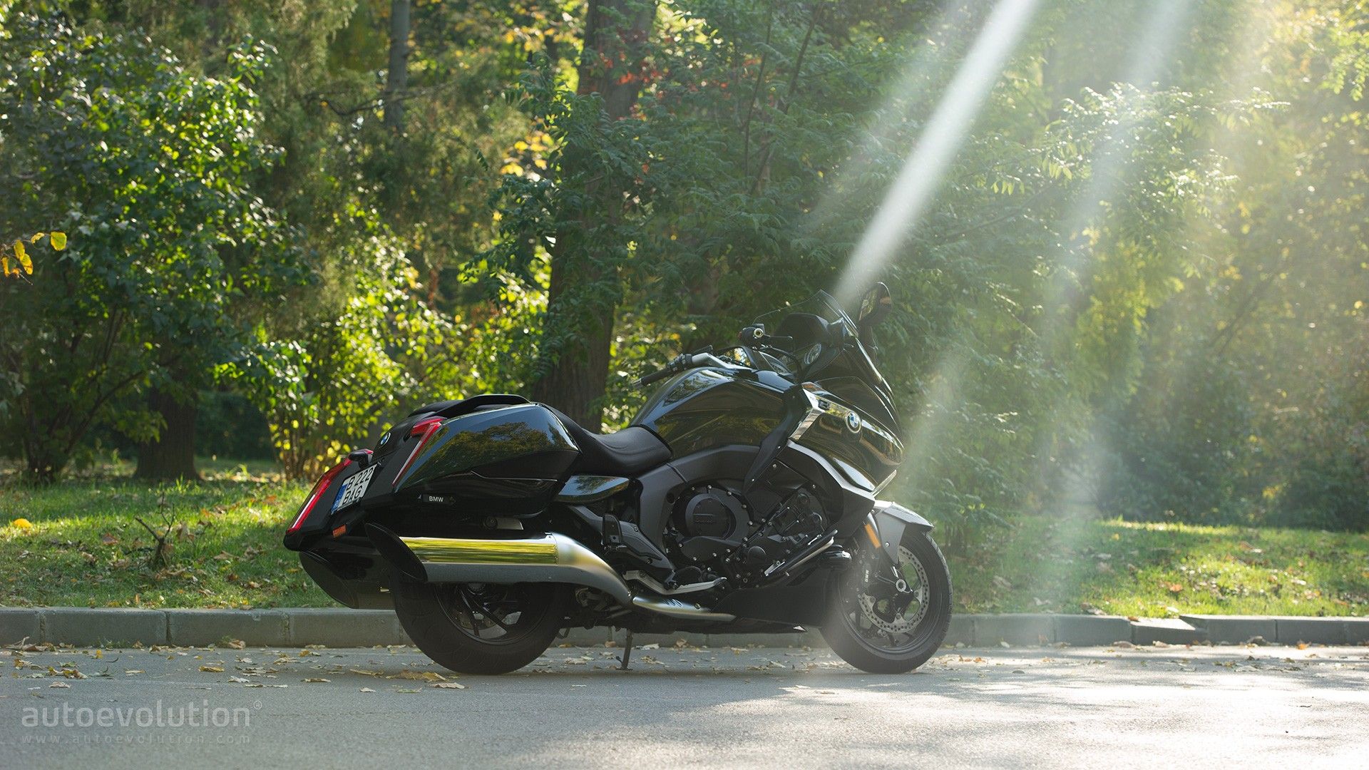 Ridden: 2017 BMW K 1600 B