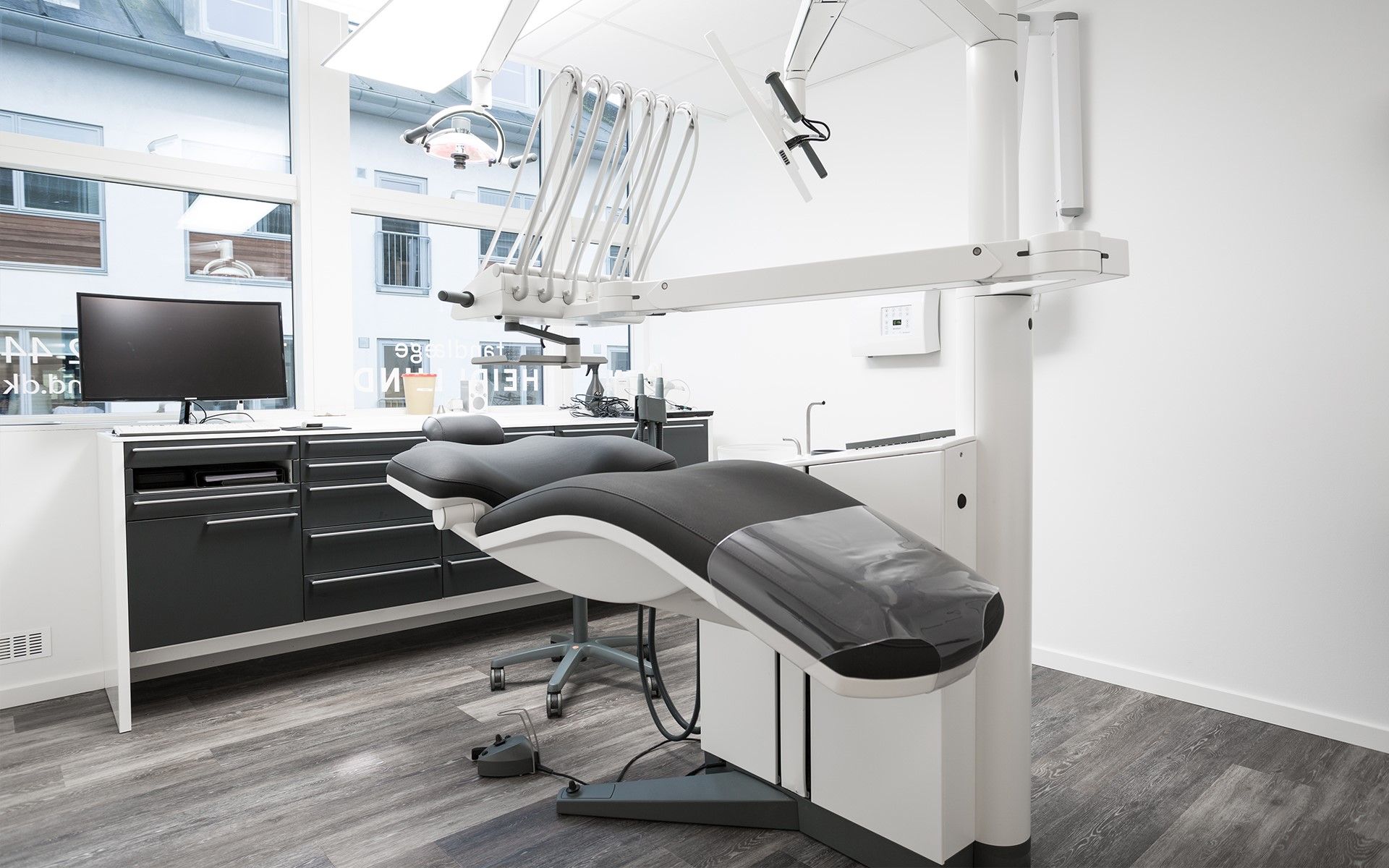 Modern Dental Clinic Design Xo Care 1 Capital Group