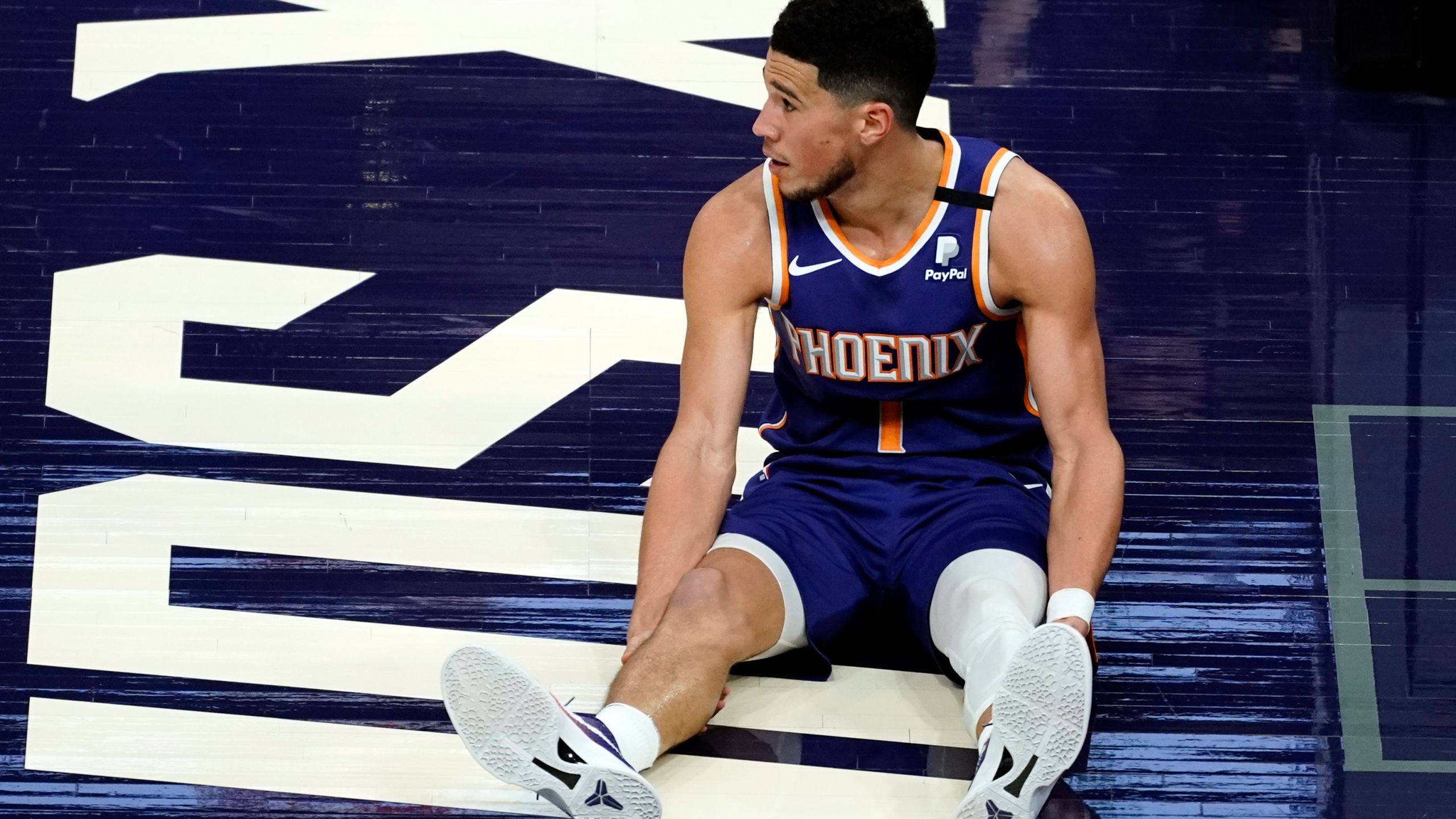 Injured Booker Won't Play In All Star Game, Conley Replaces