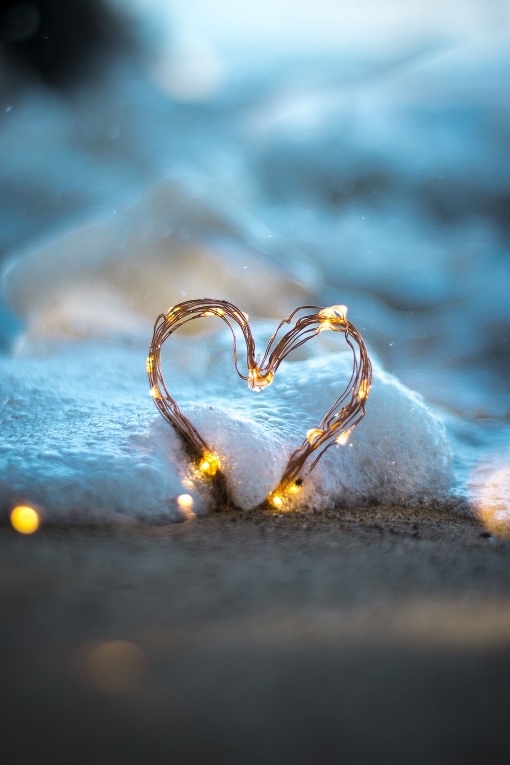 Beach Love Picture [HD]. Download Free Image