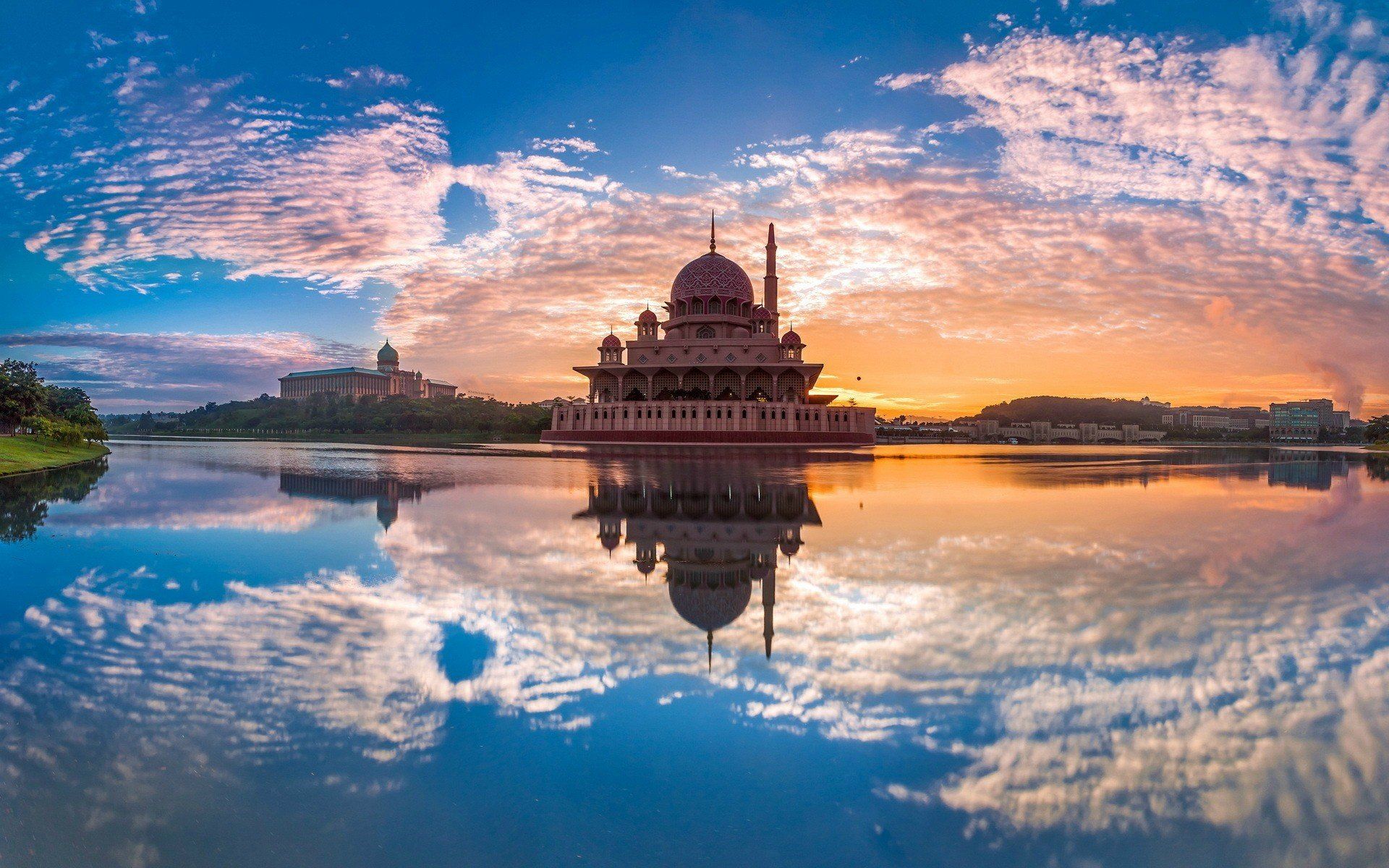 Putrajaya 4K wallpaper for your desktop or mobile screen free and easy to download