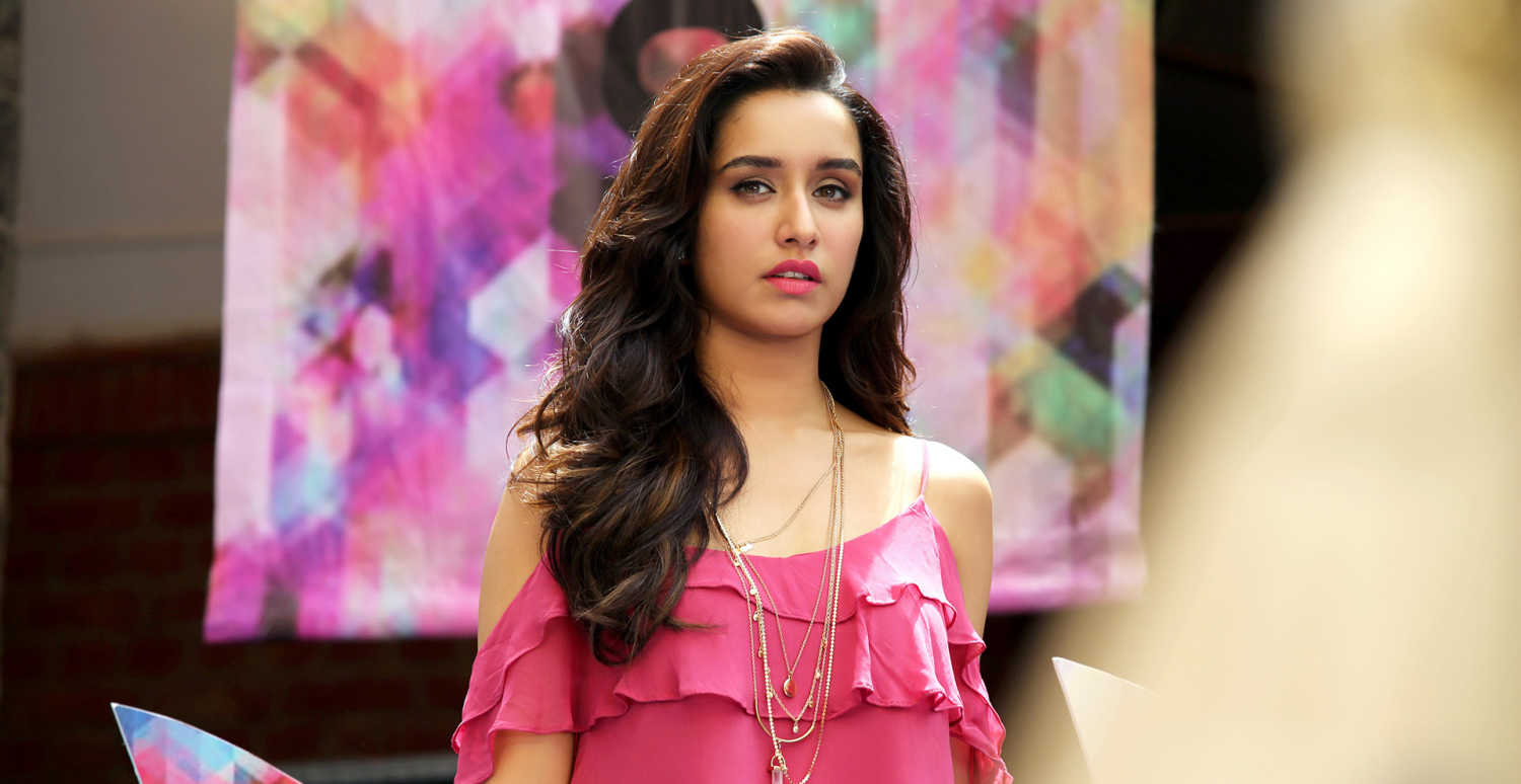 Half Girlfriend song: Shraddha matches Arijit Singh's 'Main Phir Bhi Tumko Chahungi'