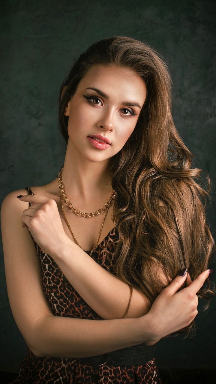 Pretty woman, long hair, brunette wallpaper. Long hair styles, Pretty woman, Brunette