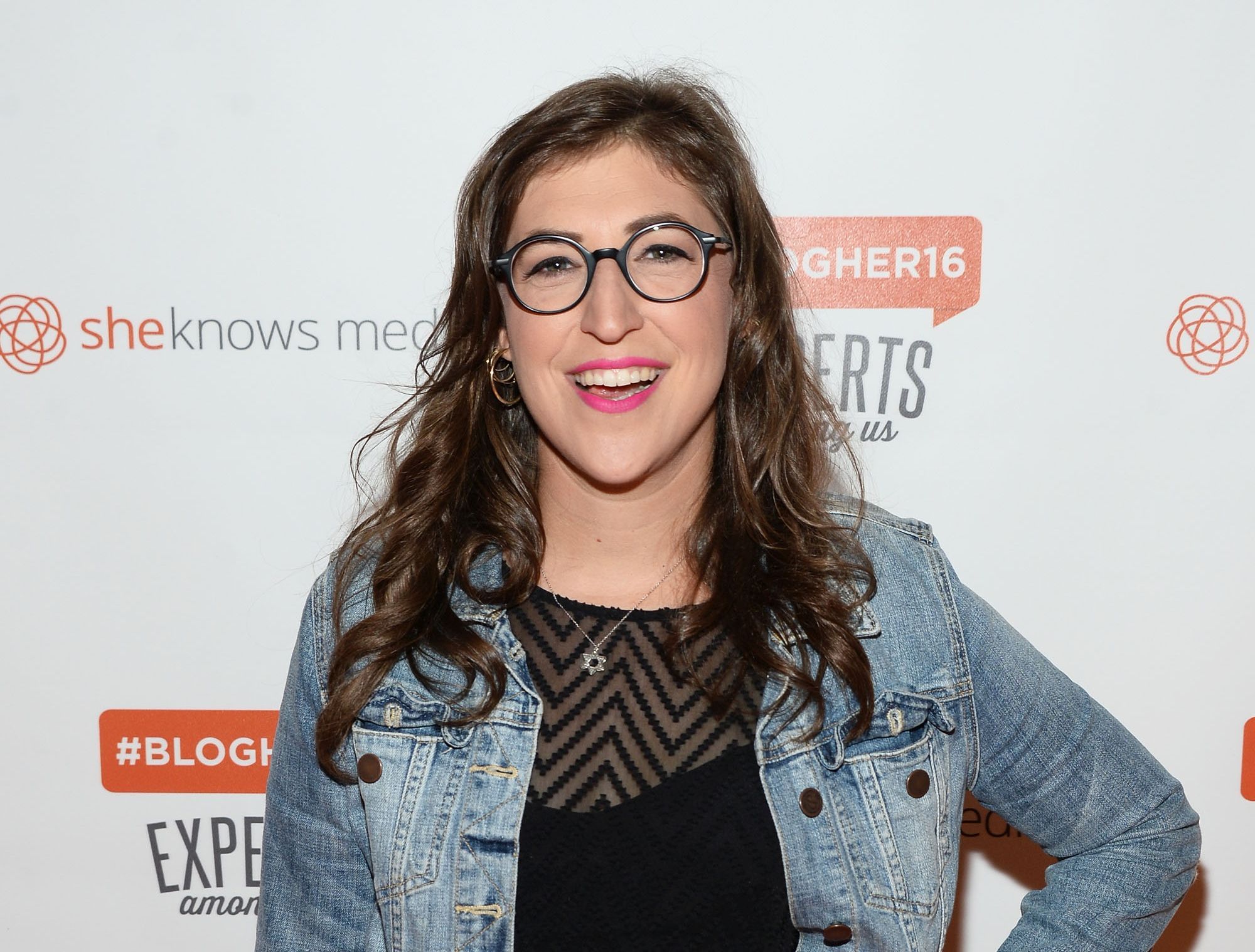 Mayim Bialik Wallpapers - Wallpaper Cave