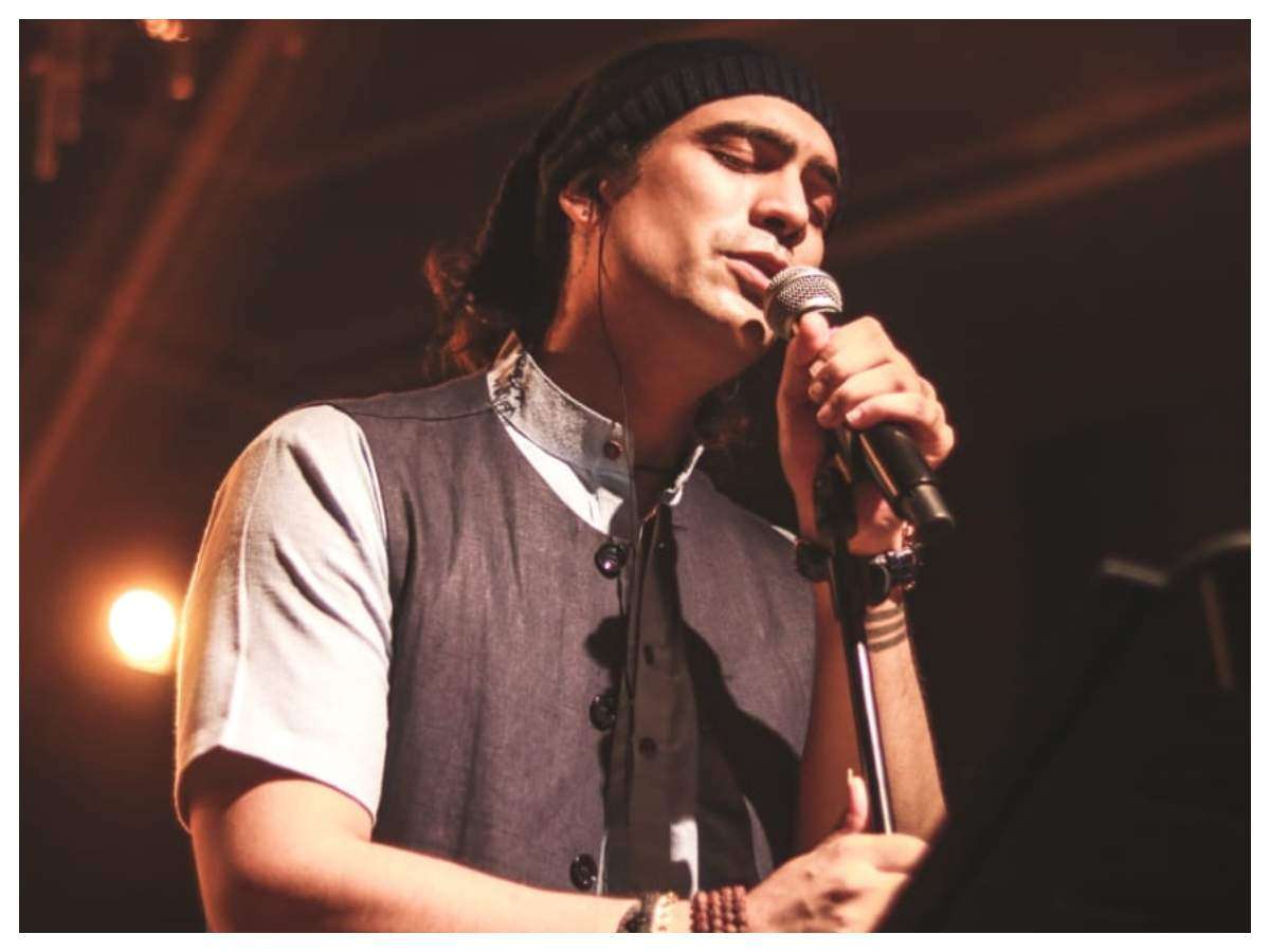 Republic Day 2021: Exclusive! Jubin Nautiyal: My favourite movie to watch on this day would be 'The Legend of Bhagat Singh' or 'Rang De Basanti'. Hindi Movie News of India