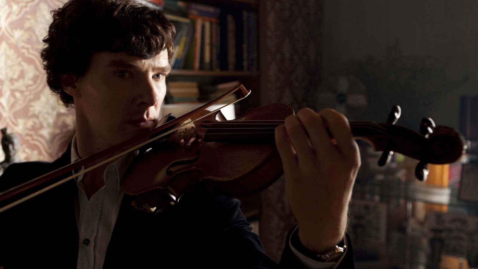 Benedict Cumberbatch, Sherlock, Actor, Men, Violin HD Wallpaper / Desktop and Mobile Image & Photo