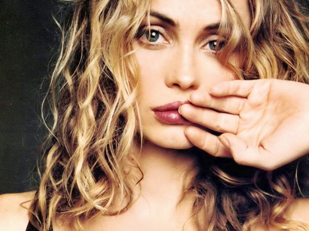 Picture of Emmanuelle Béart