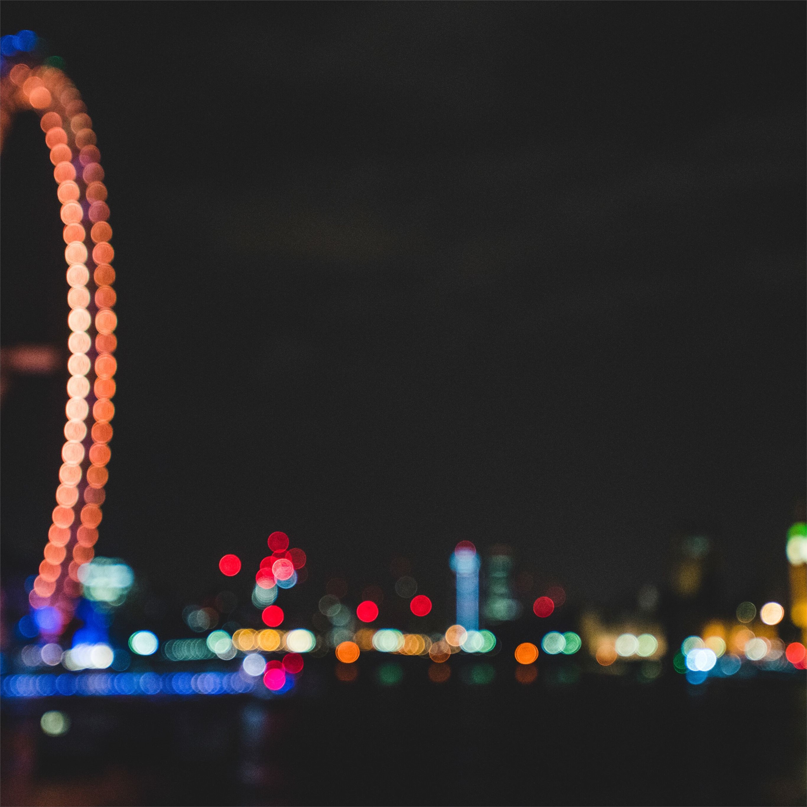ferris wheel bokeh effect lights night dark iPad Air Wallpaper Free Download