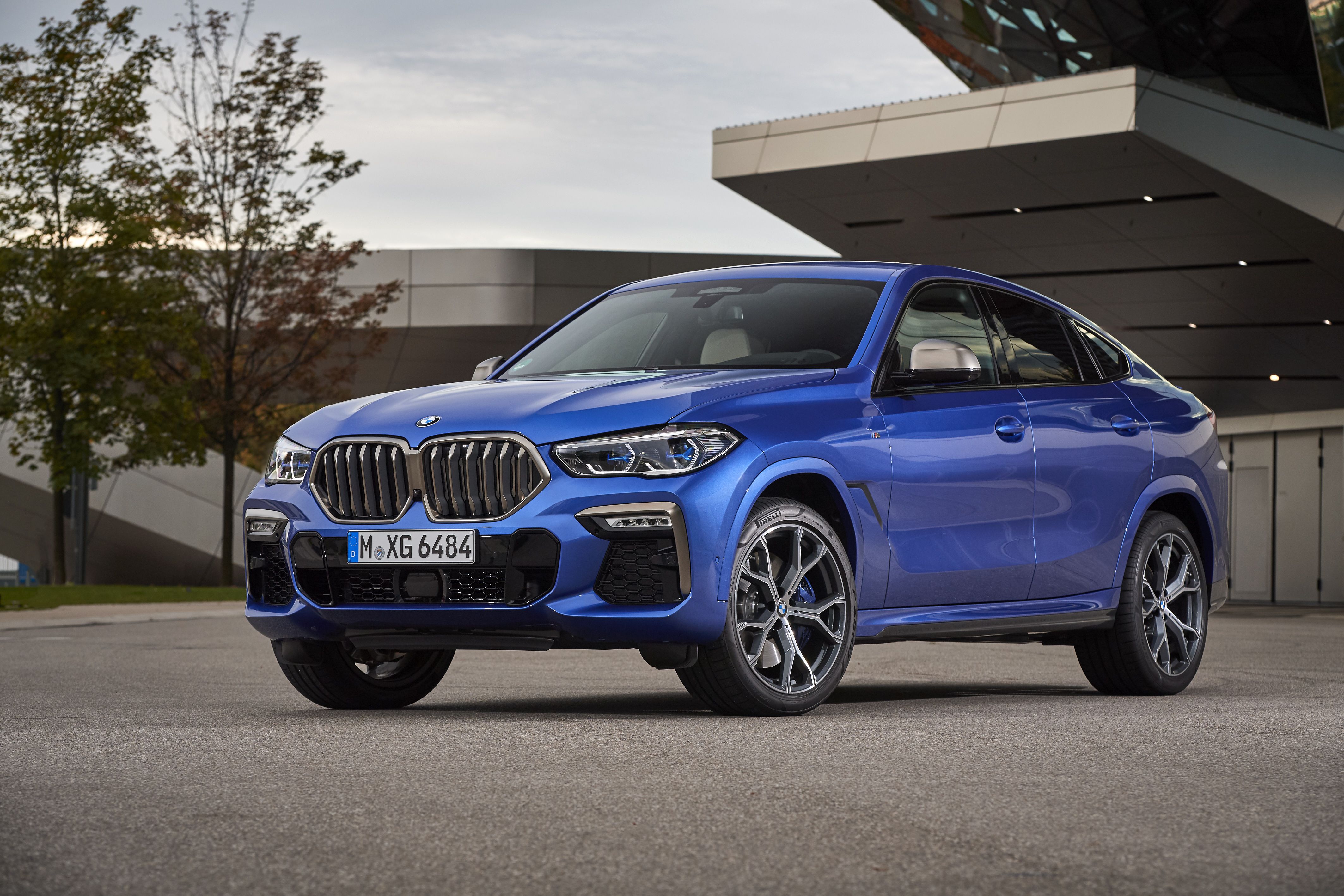 BMW X6 Review, Pricing, and Specs