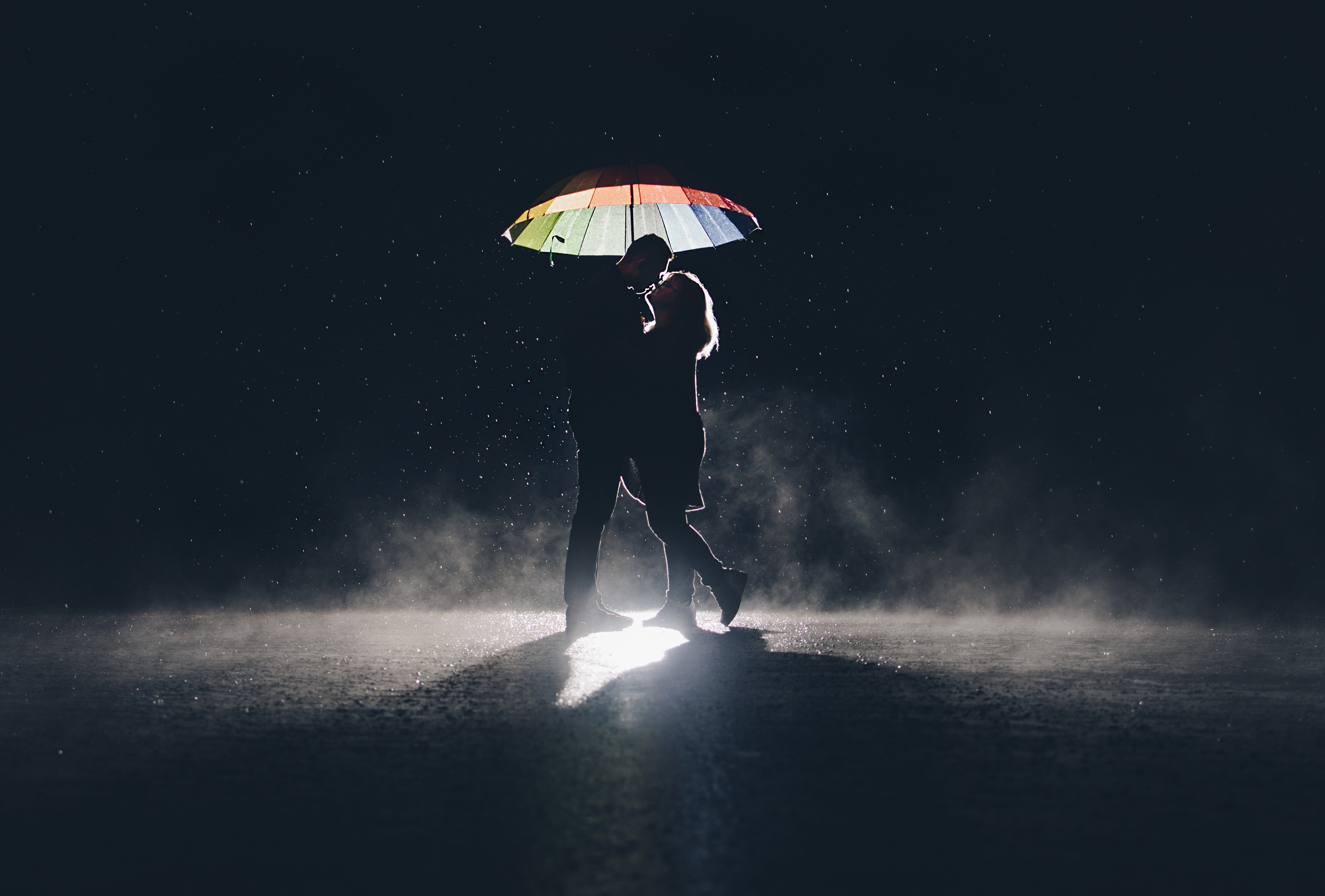 Wallpaper, action, adult, air, beauty, blue, business, businesswoman, Caucasian, challenge, colored, couple, crisis, darkness, drops, extreme, female, Flash, glare, happiness, kiss, light, love, lovers, man, multi, night, ocean, overcome, people, Person