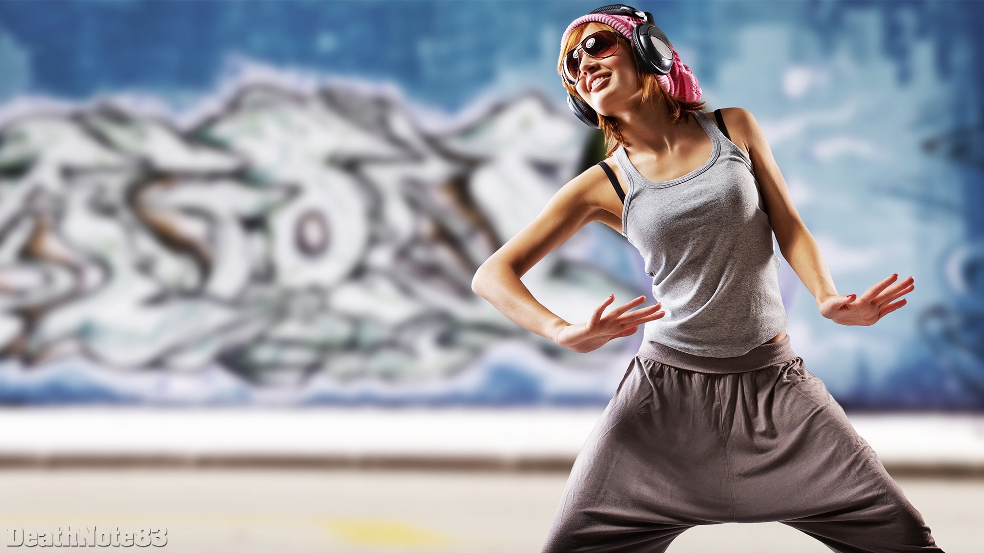 headphones blondes women graffiti dance headphones girl sunglasses dancers dancing sweatpants 192 High Quality Wallpaper, High Definition Wallpaper