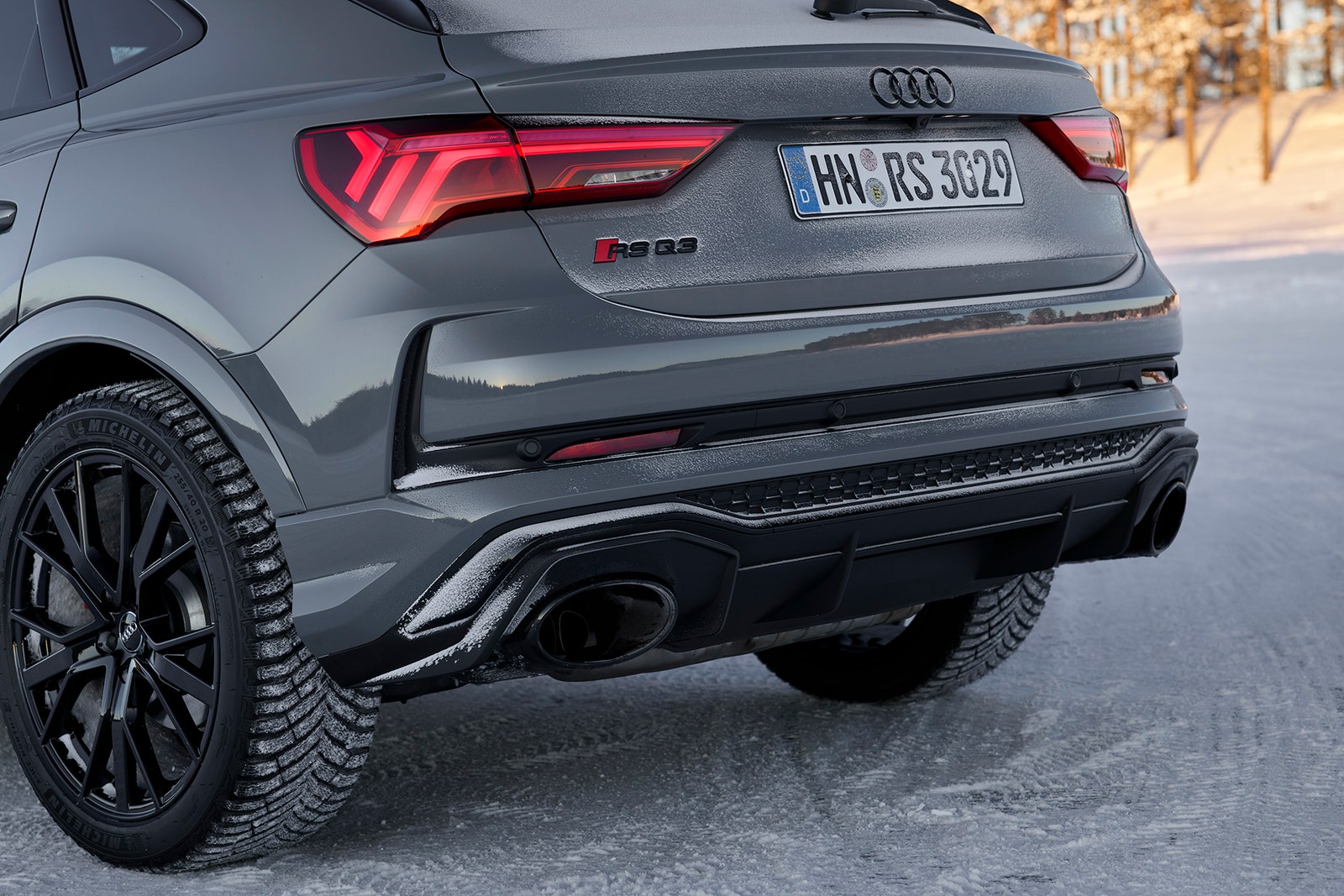 Hot Lapland: ice driving in an Audi RS Q3