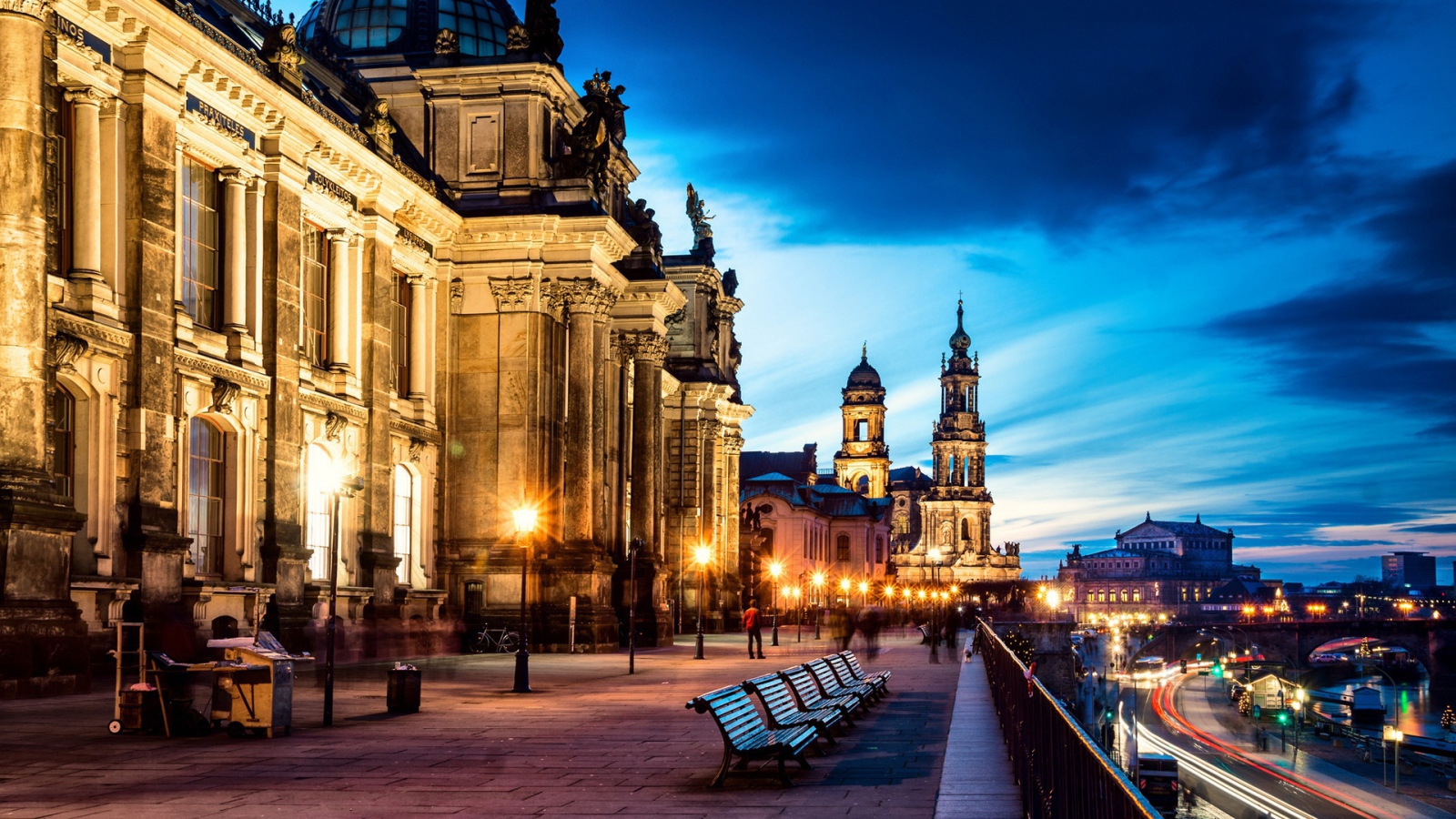 Summer evening in Berlin Desktop wallpaper 1600x900