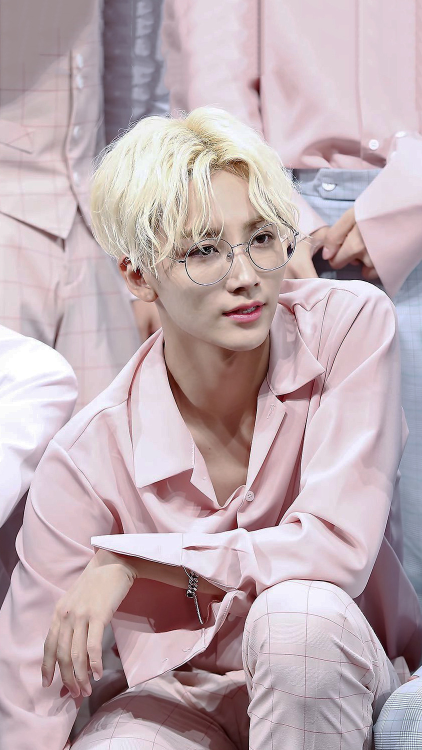 Jeonghan Wallpaper with glasses request