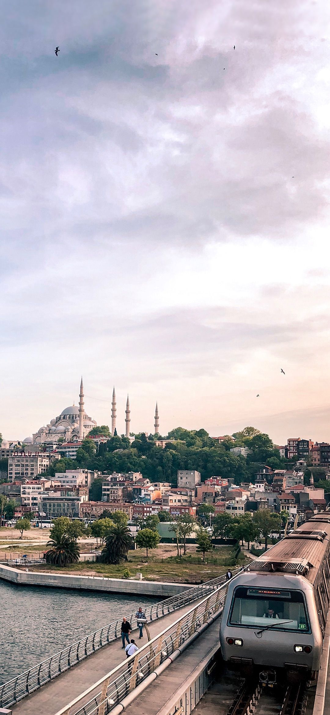 macbook screensaver. Istanbul city wallpaper, Istanbul city, City wallpaper
